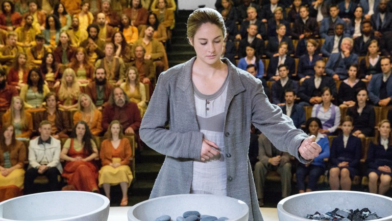 ‘Divergent’ Author Announces 2 New Books Set In “Alternate Universe” ‘Divergent’ Author Announces 2 New Books Set In “Alternate Universe”