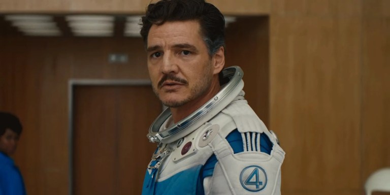 Alan Cumming Injured Pedro Pascal While Filming Avengers: Doomsday Alan Cumming Injured Pedro Pascal While Filming Avengers: Doomsday