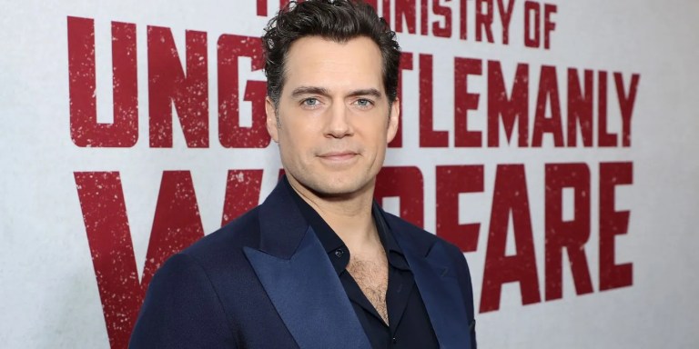 Zack Snyder’s Henry Cavill Superman Instagram Post Deemed Undeniable Zack Snyder’s Henry Cavill Superman Instagram Post Deemed Undeniable