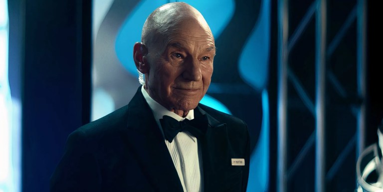 Strange New Worlds’ Scavengers Twist Complicates Star Trek: Picard’s 21st Century Timeline Strange New Worlds’ Scavengers Twist Complicates Star Trek: Picard’s 21st Century Timeline