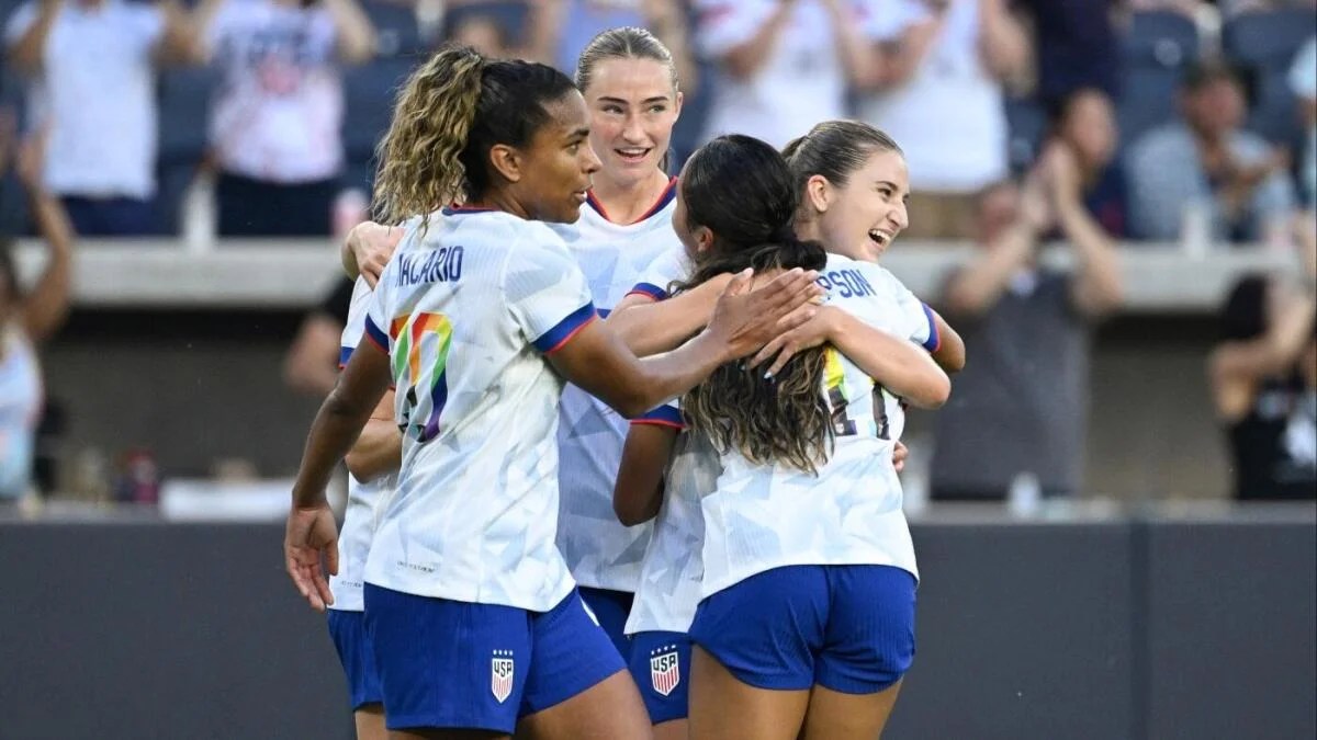 USWNT dominates Jamaica; Sentnor, Biyendolo score braces.