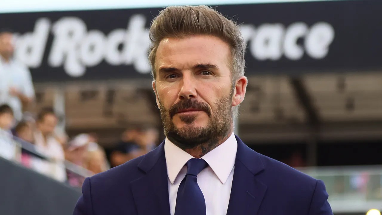 Ex-star warns Manchester United of impending challenges.