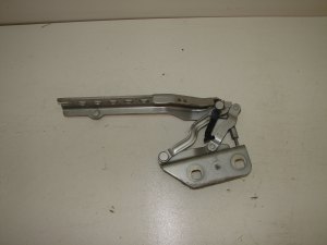 PRAVY PANT PREDNEJ KAPOTY AUDI A8 D3 4E0823302E PRAVY PANT PREDNEJ KAPOTY AUDI A8 D3 4E0823302E