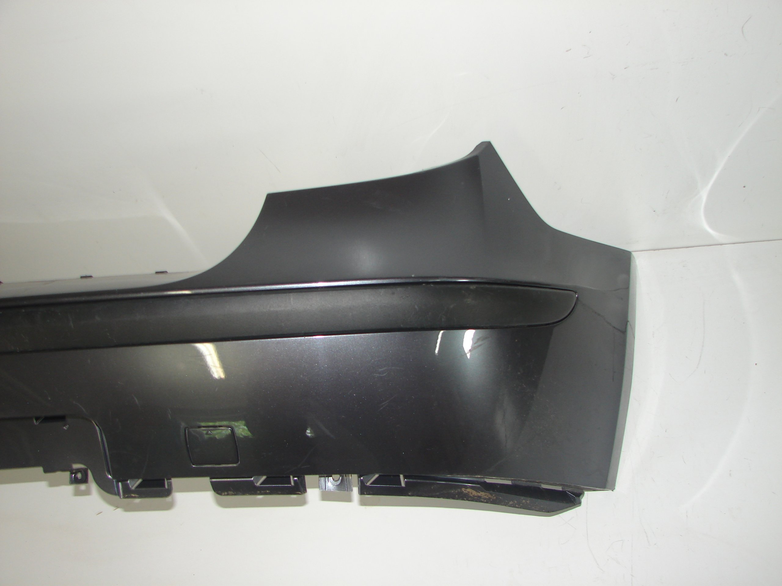 ZADNÝ NÁRAZNÍK BMW 1 E87 04-08