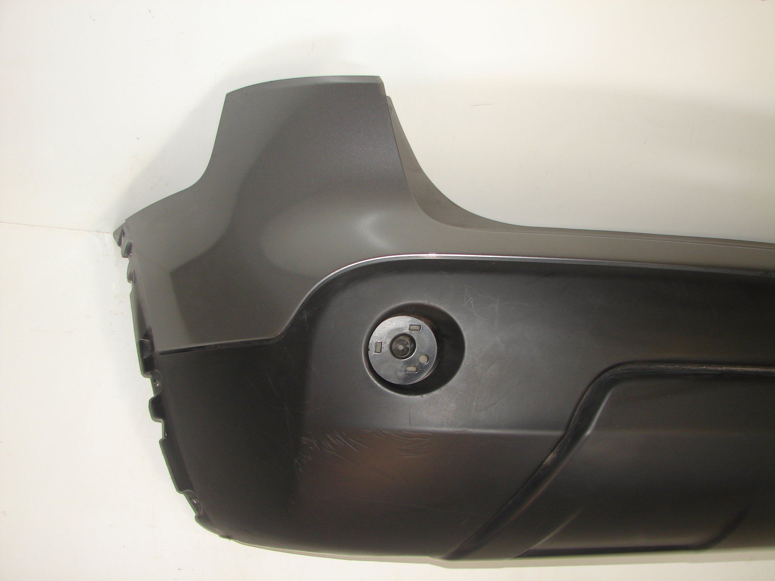 ZADNÝ NÁRAZNÍK NISSAN QASHQAI 06-09