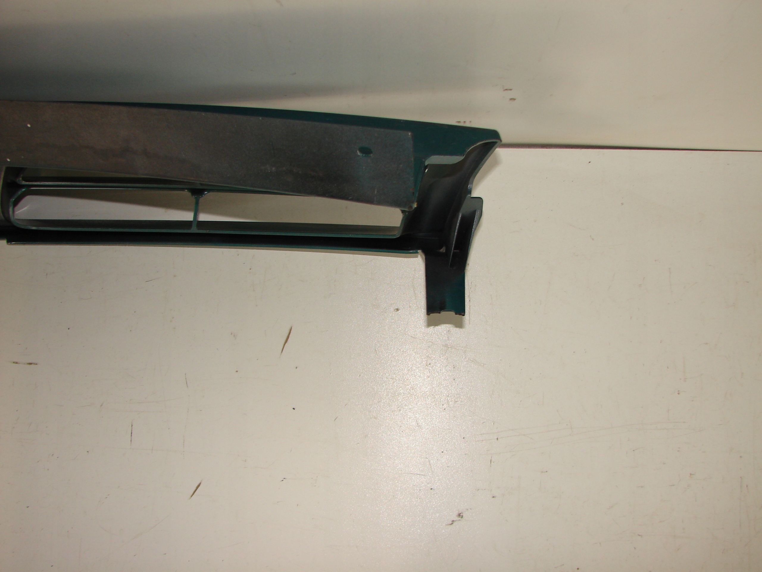 MRIEZKA LISTA NISSAN PRIMASTAR 01-06