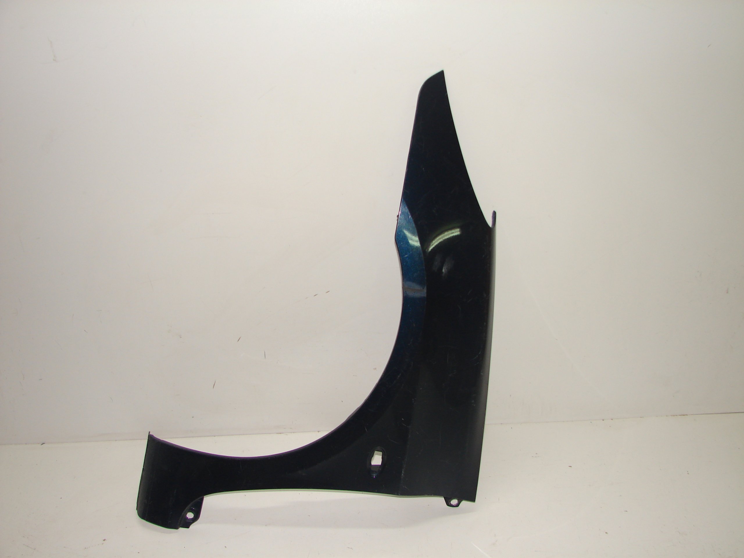ĽAVÝ PREDNÝ BLATNÍK PEUGEOT 307 LIFT 05-