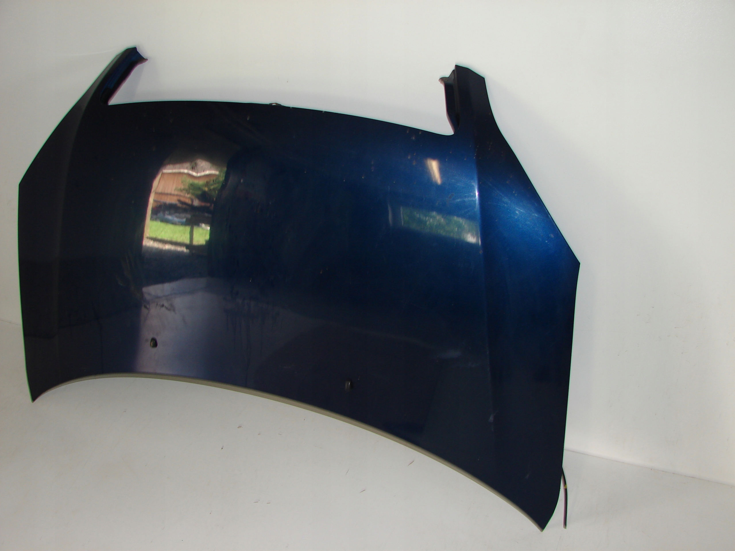PREDNÁ KAPOTA TOYOTA AVENSIS VERSO 01-04