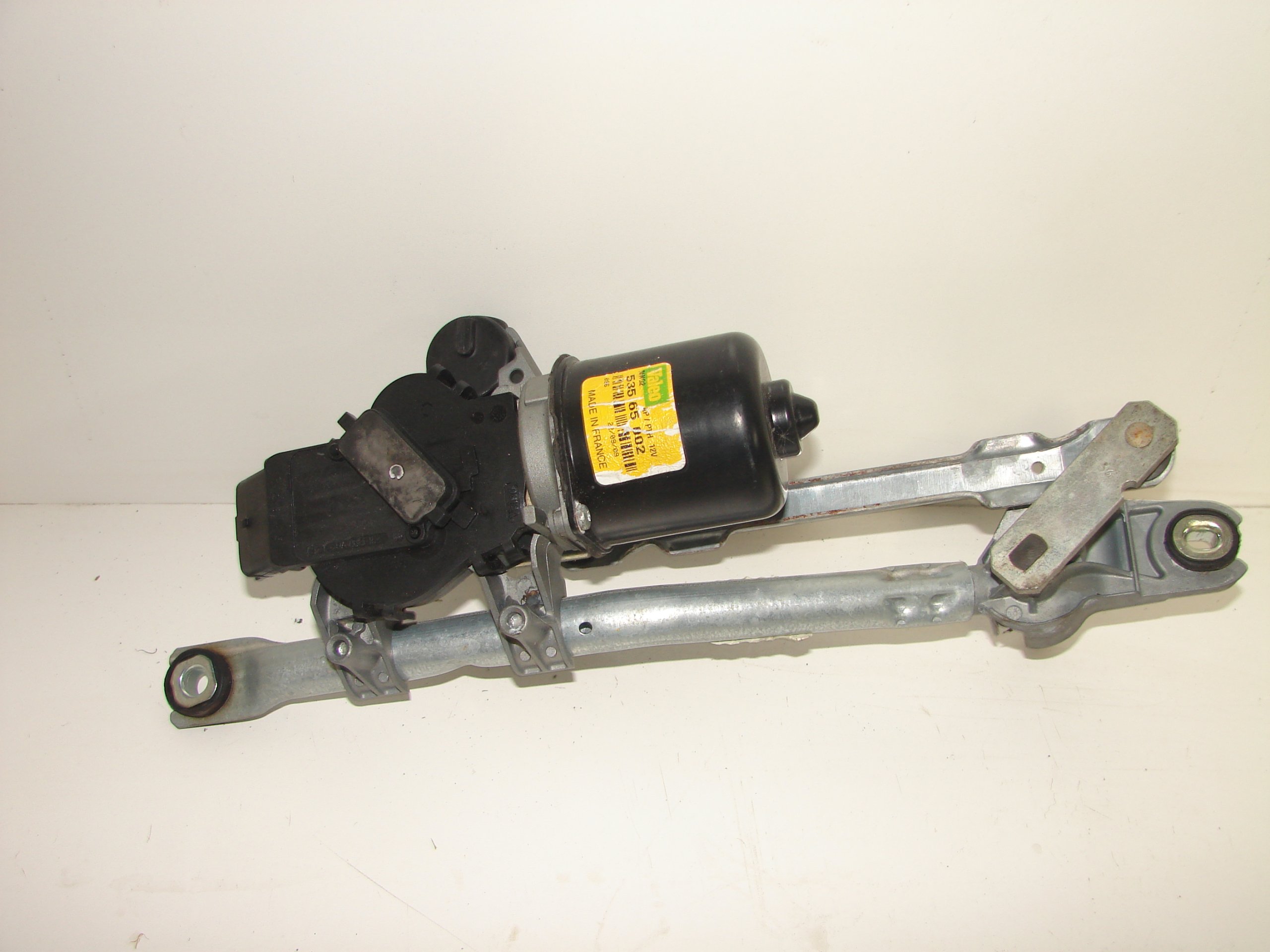 MOTORCEK PREDNYCH STIERACOV PEUGEOT 107