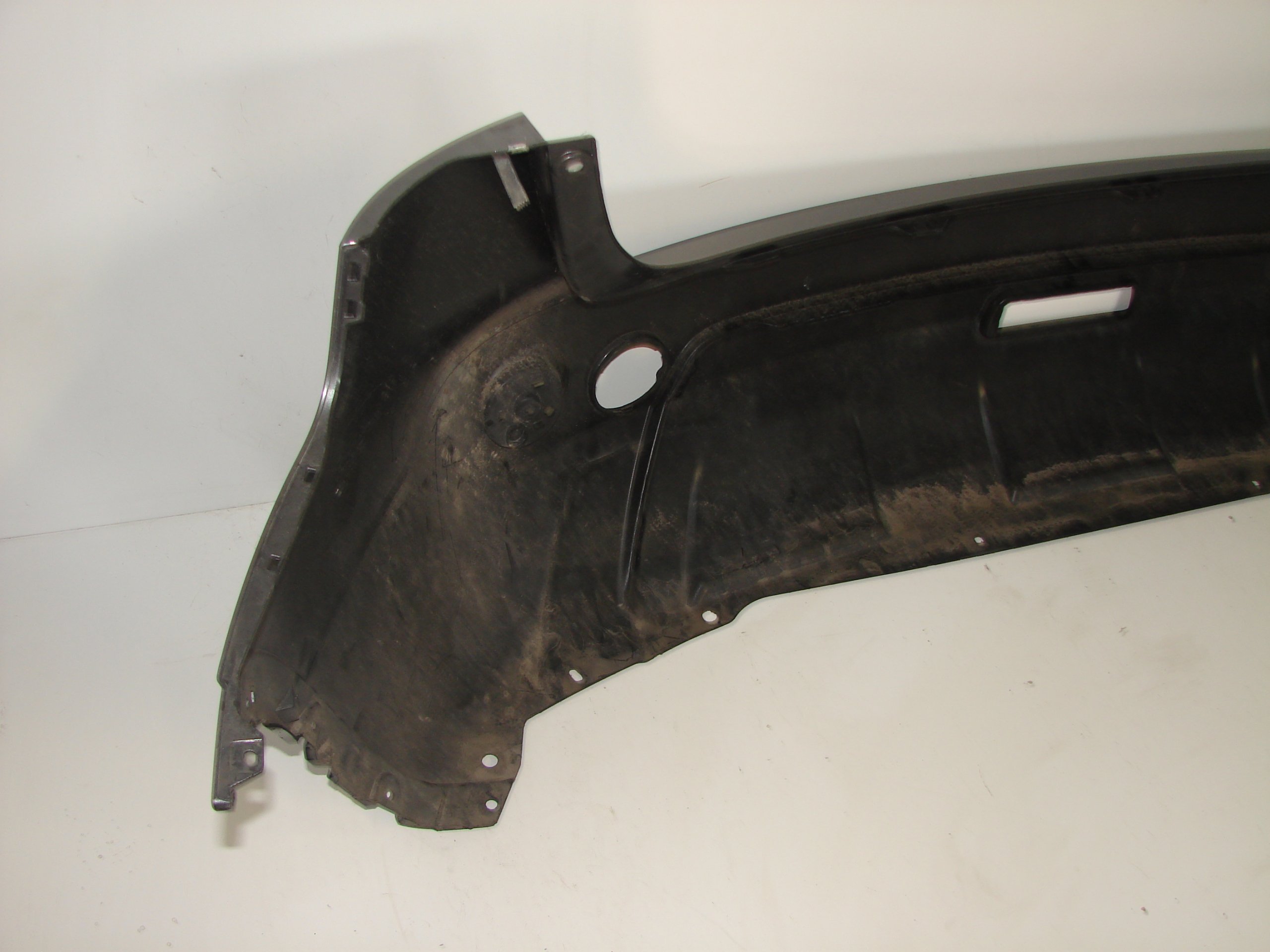 ZADNÝ NÁRAZNÍK NISSAN QASHQAI 06-09