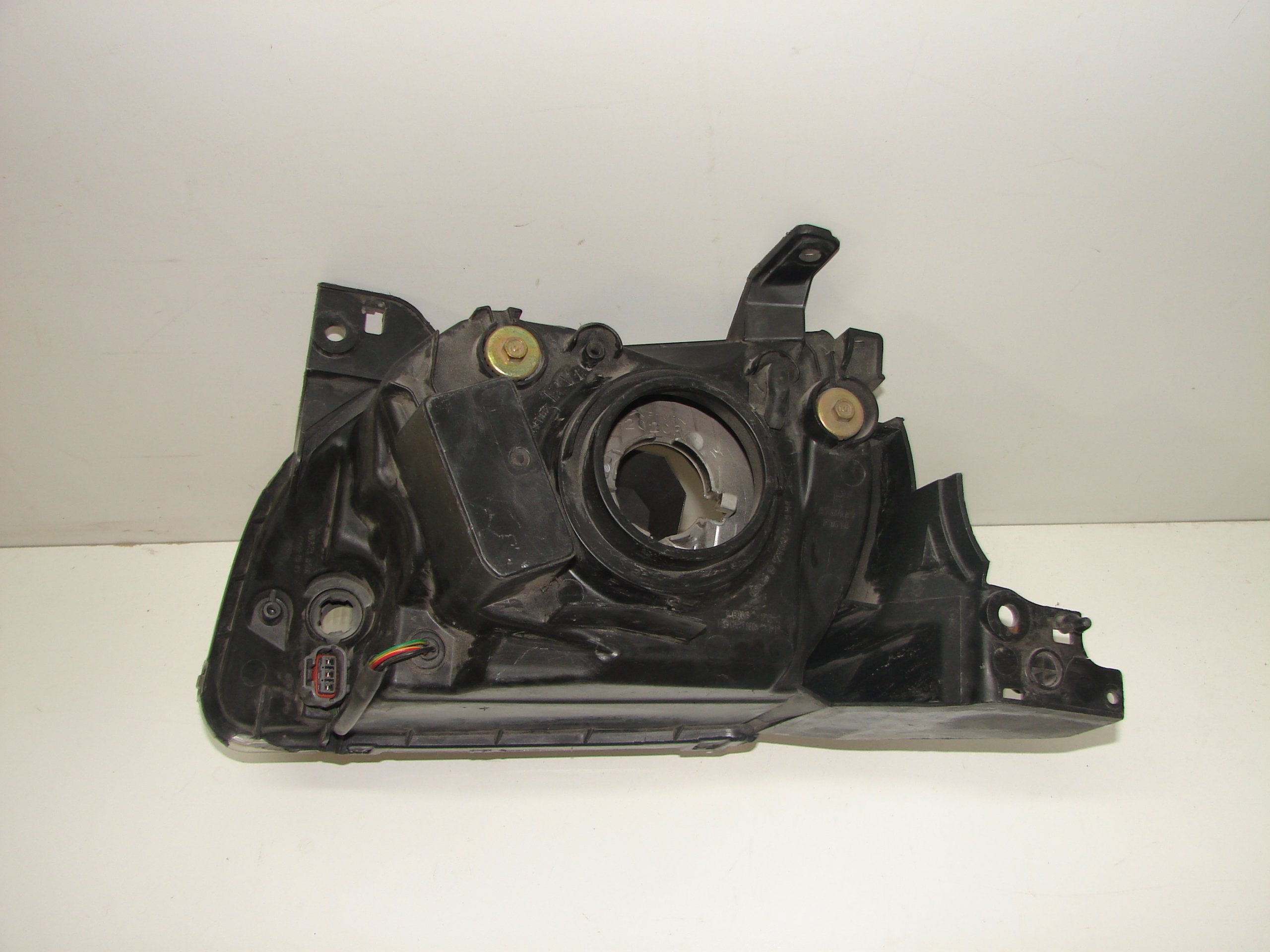 PRAVE PREDNE SVETLO MAZDA MPV LIFT 02-