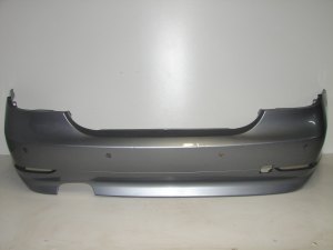 ZADNÝ NÁRAZNÍK BMW 5 E60 03-07 SEDAN ZADNÝ NÁRAZNÍK BMW 5 E60 03-07 SEDAN