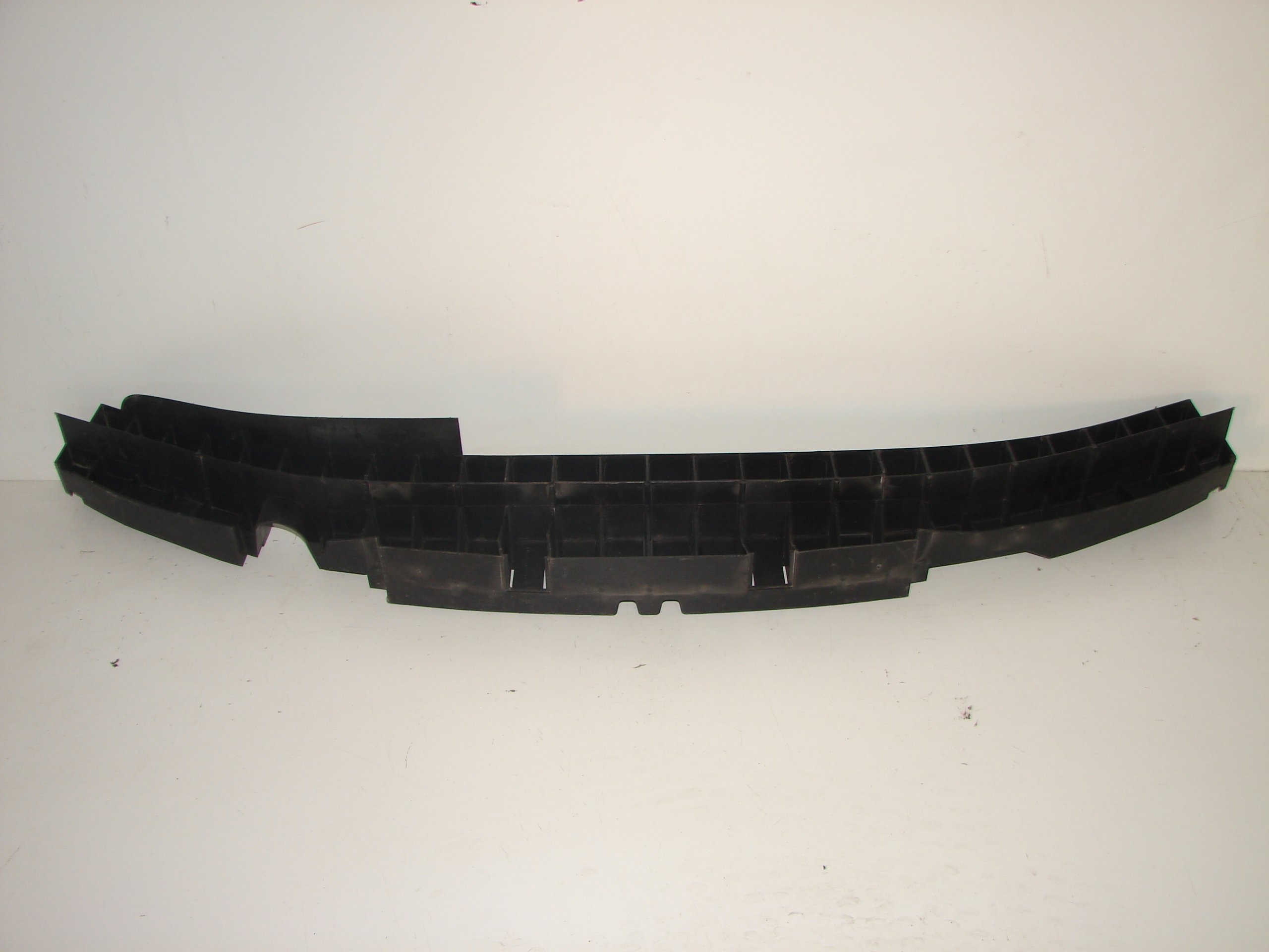 VYSTUHA PREDNEHO NARAZNIKA RENAULT WIND 10-