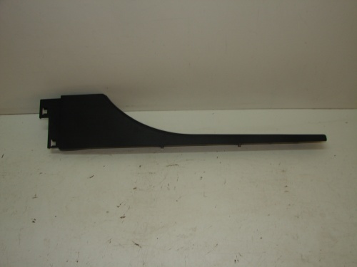 KRYT PRAVEHO PREDNEHO STLPIKA MEGANE III 769520001R