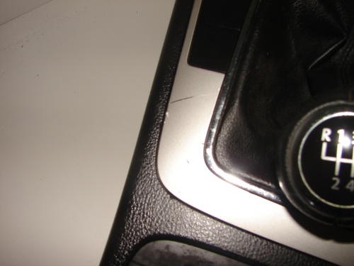 LAKŤOVÁ OPIERKA KONZOLA CLIMATRONIC PASSAT B6 05-