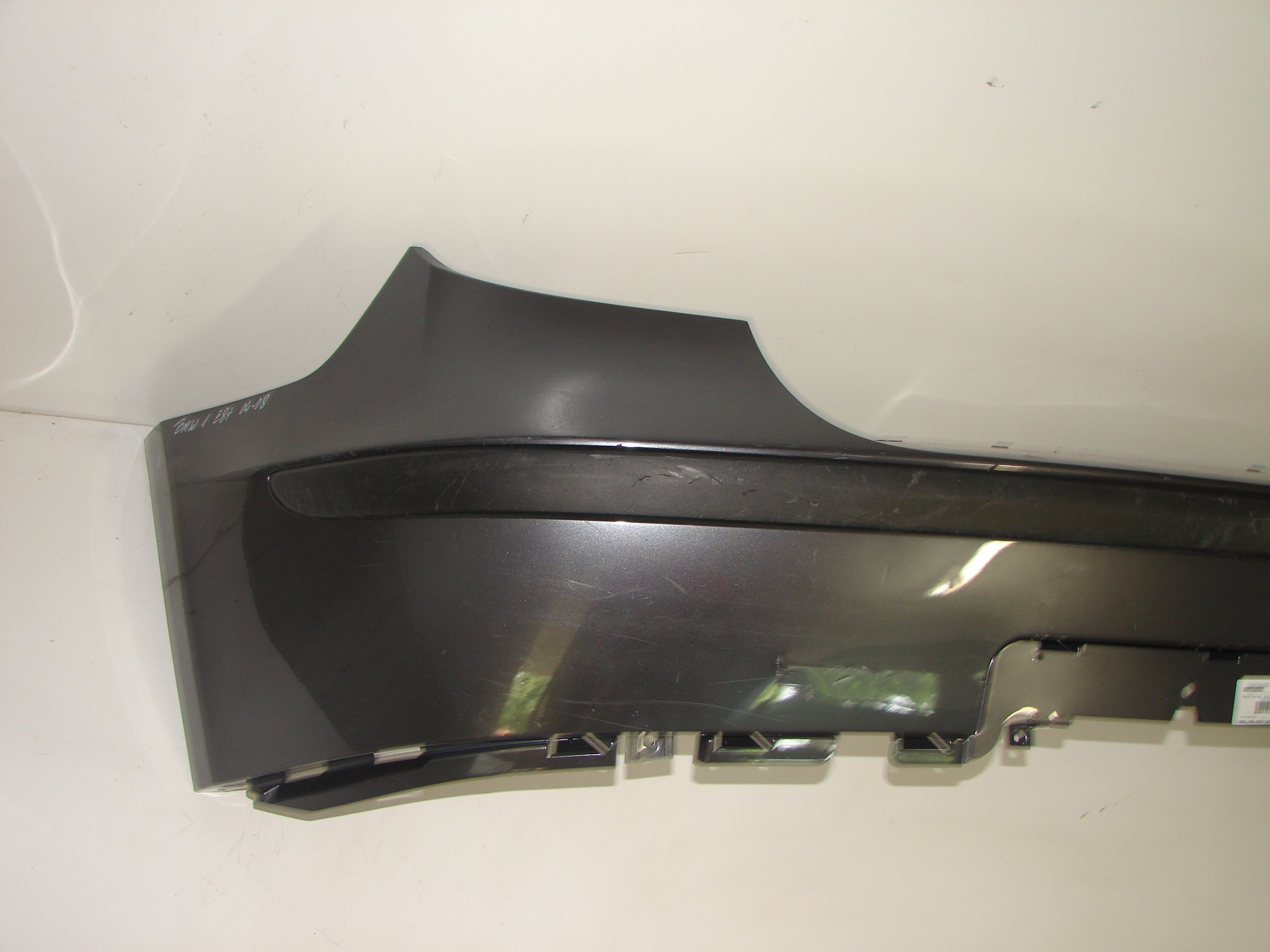 ZADNÝ NÁRAZNÍK BMW 1 E87 04-08