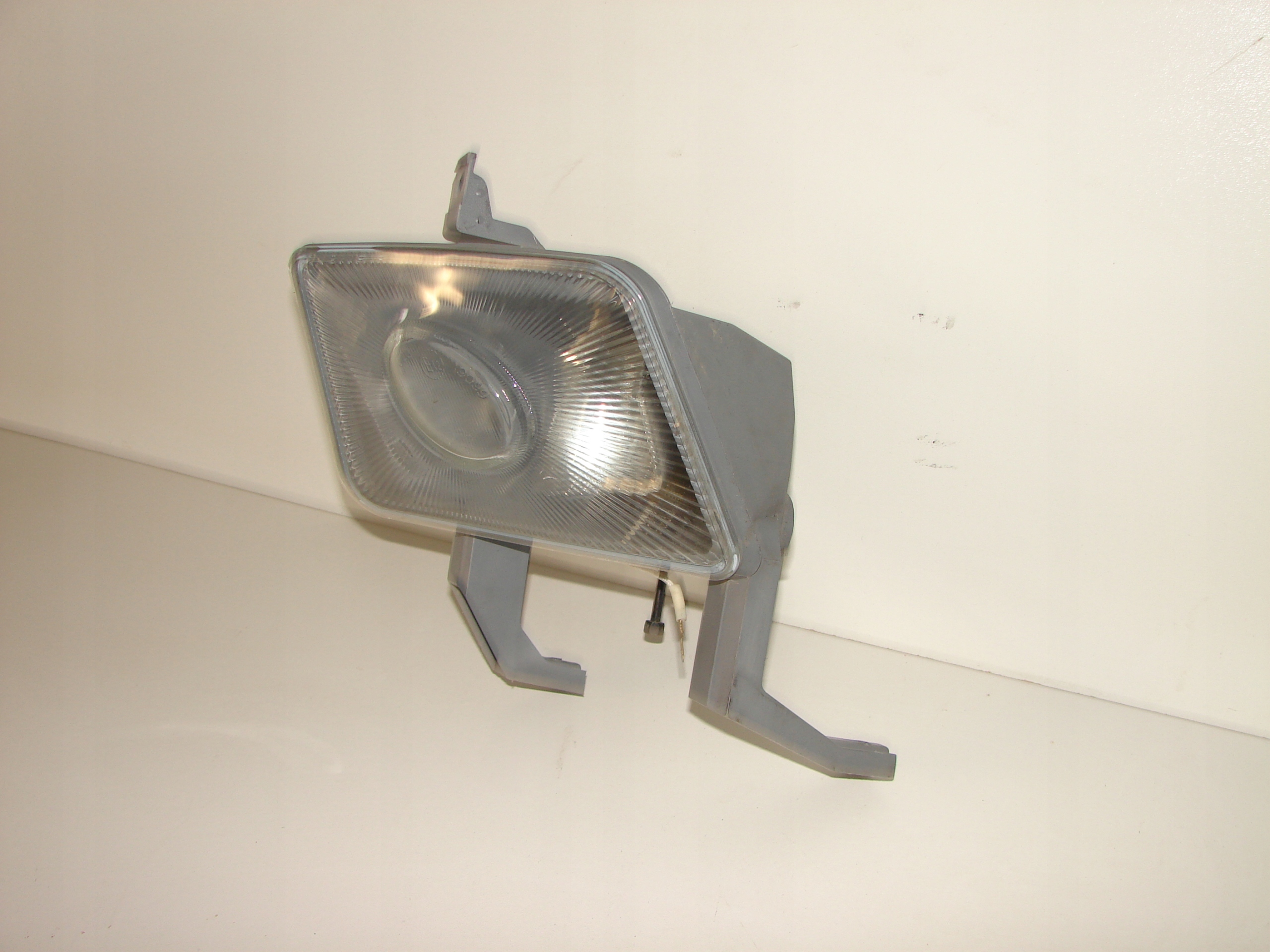 LAVA HMLOVKA OPEL VECTRA B LIFT 99-02