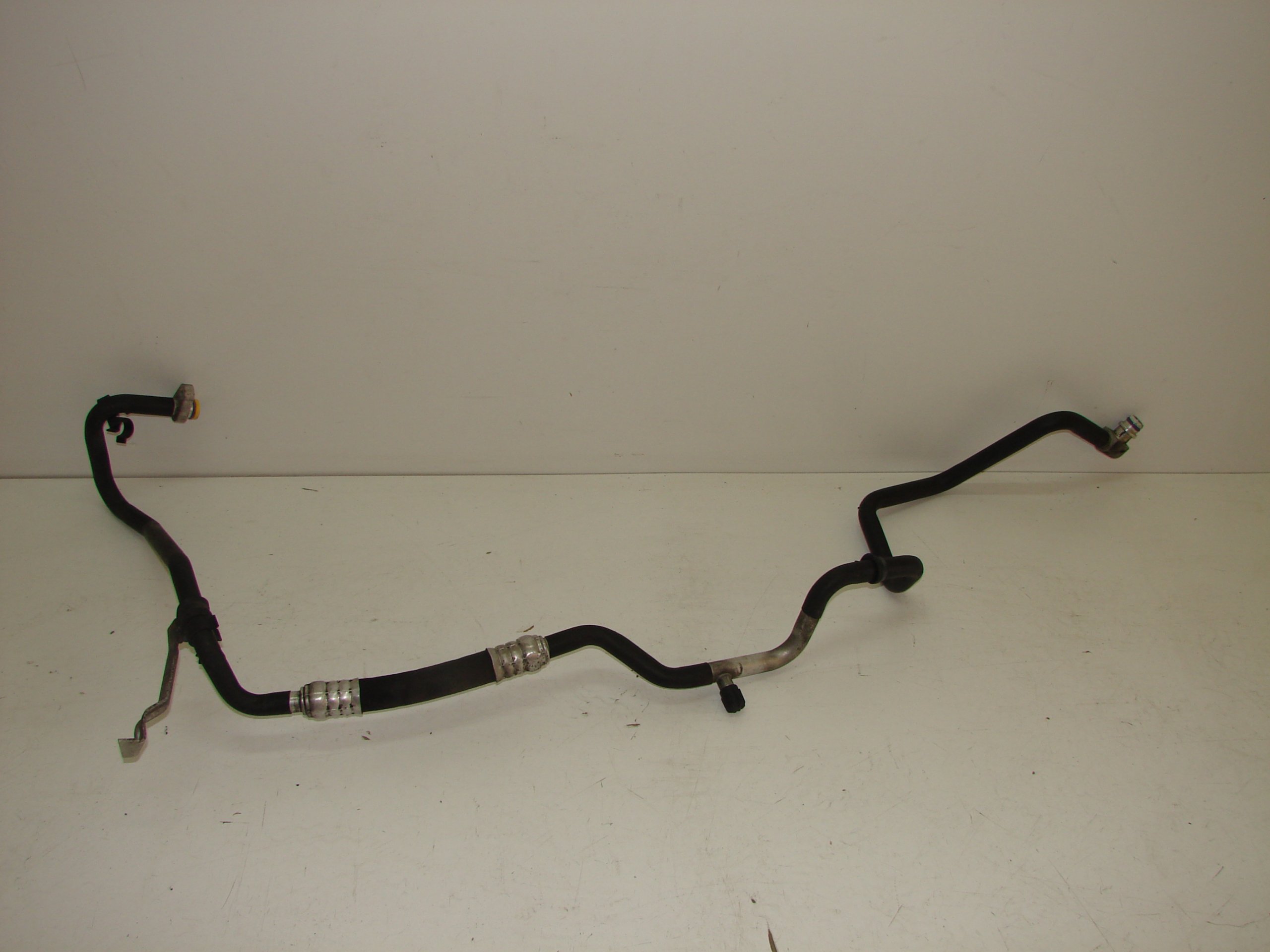 HADICA TRUBKA KLIMATIZACIE AUDI A8 D3 4E2260712M