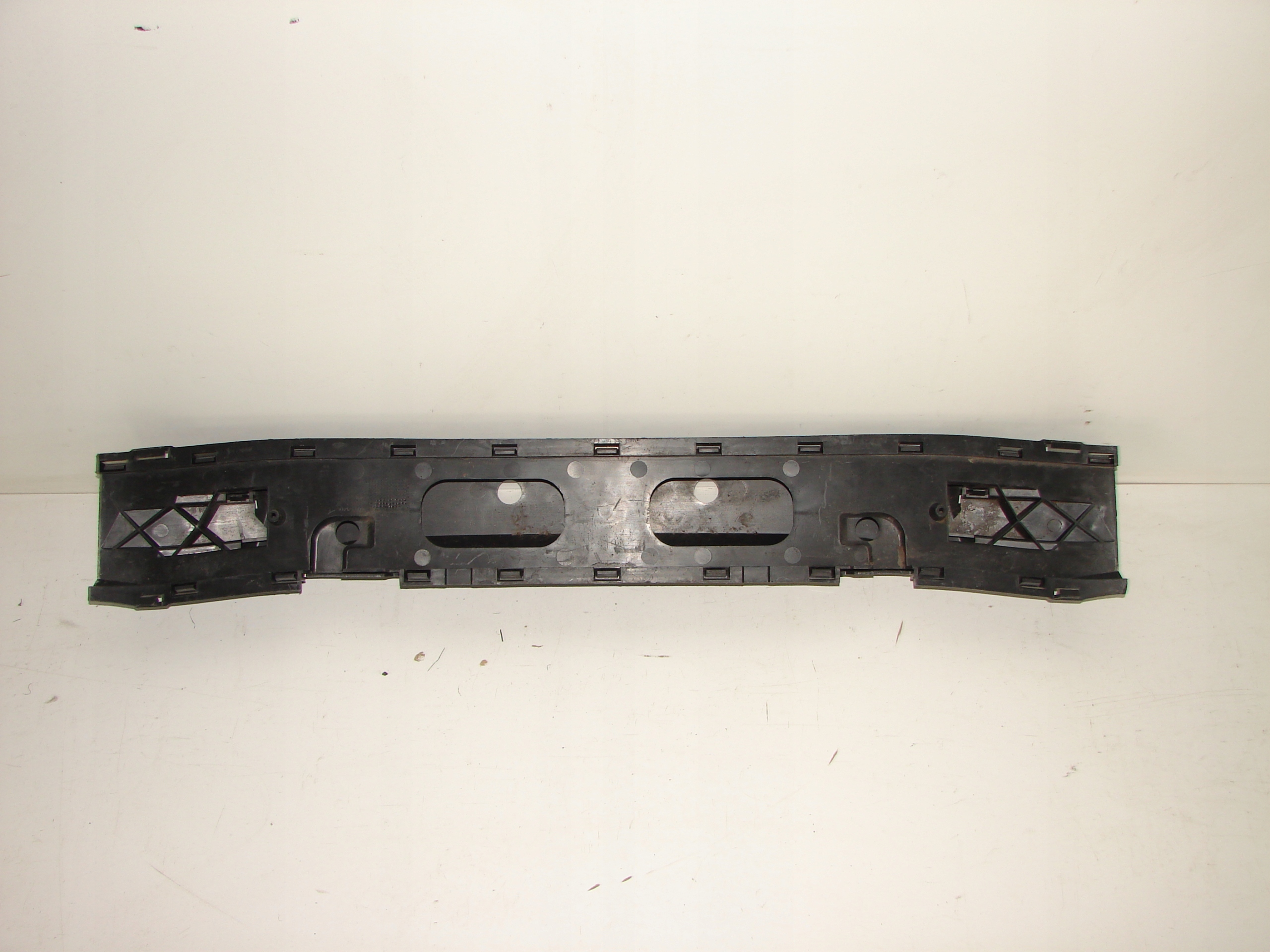 VYSTUHA PREDNEHO NARAZNIKA VOLVO S40 V50 07-