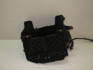 OBAL DRZIAK AUTOBATERIE MEGANE III 244460002R OBAL DRZIAK AUTOBATERIE MEGANE III 244460002R