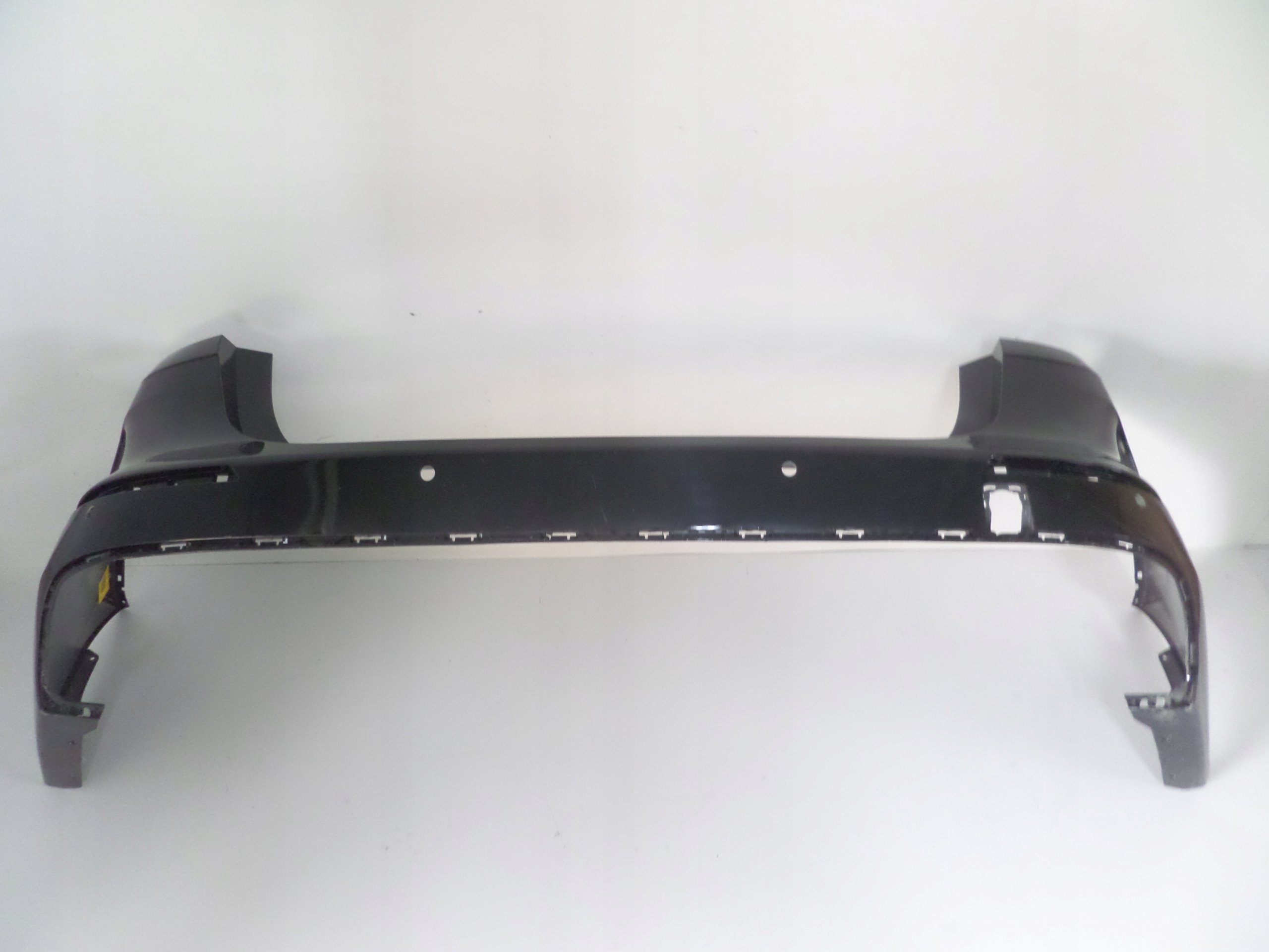 ZADNÝ NÁRAZNÍK BMW 2 F44 19-