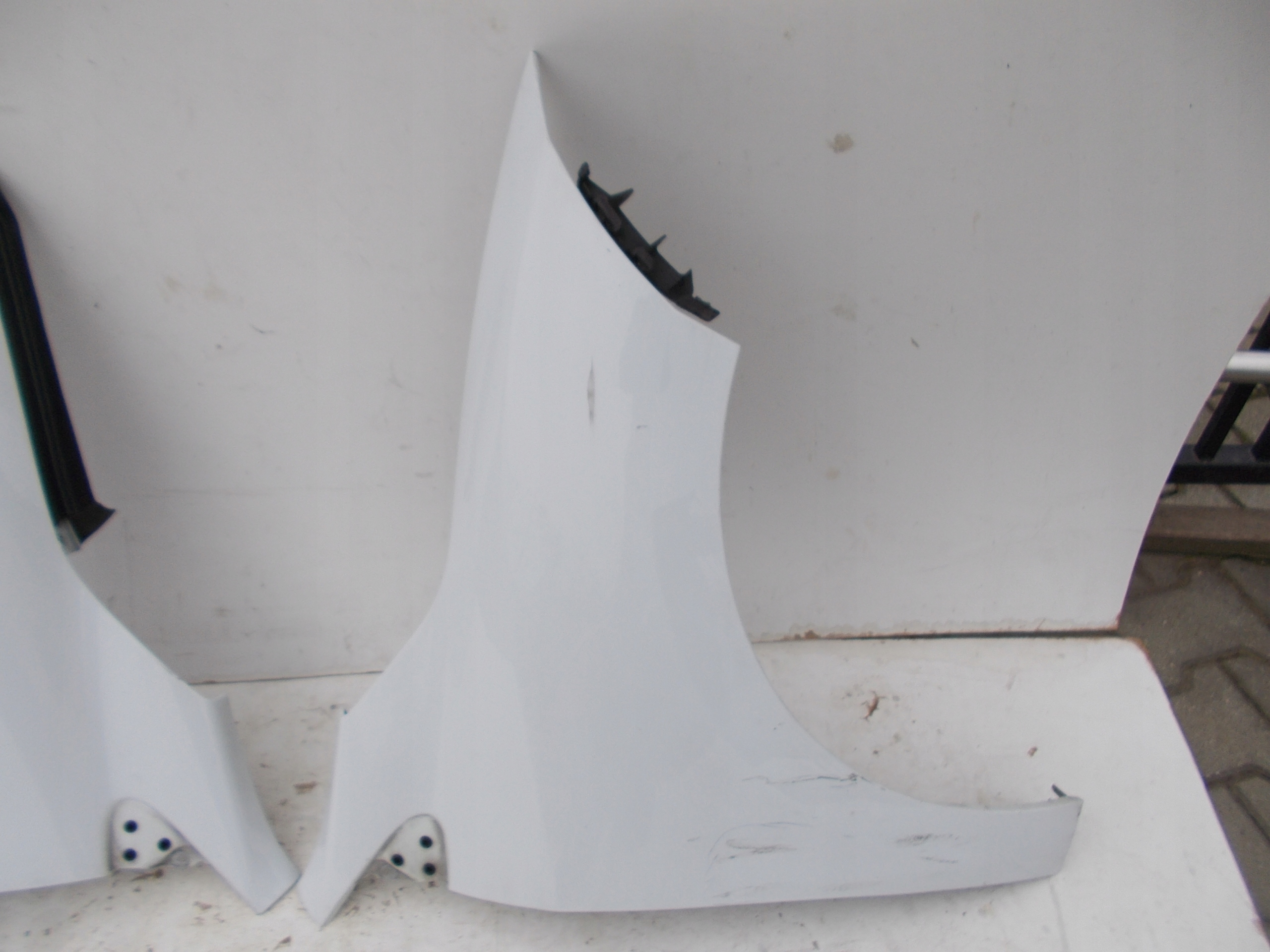 PRAVY PREDNY BLATNIK Renault Megane III 08-