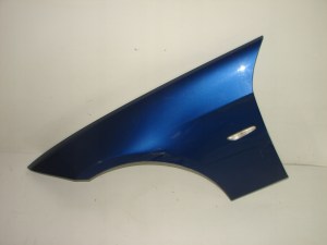 ĽAVÝ PREDNÝ BLATNÍK BMW 3 E90 E91 04-12 ĽAVÝ PREDNÝ BLATNÍK BMW 3 E90 E91 04-12