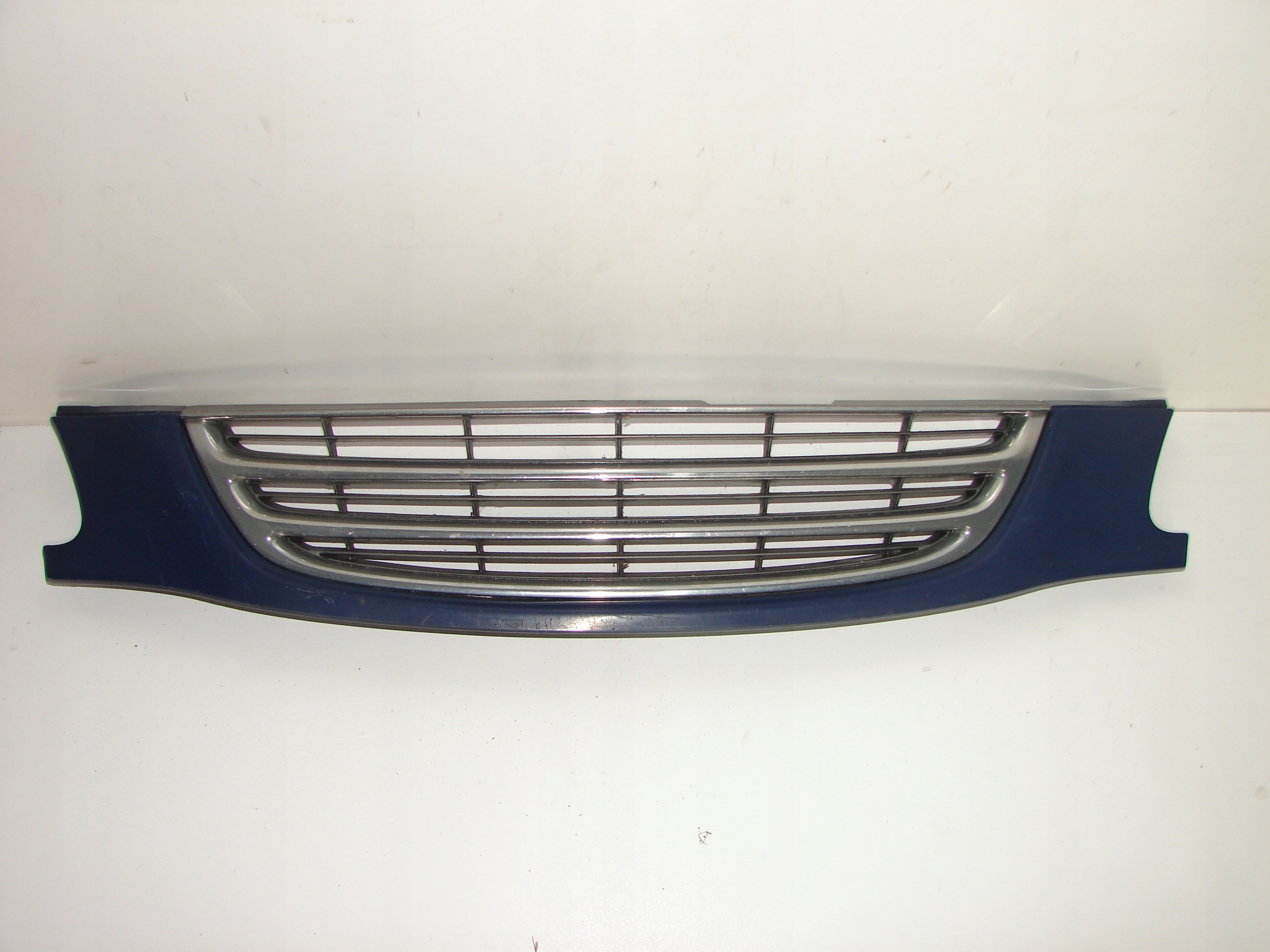 MRIEZKA LISTA TOYOTA AVENSIS T22 97-99
