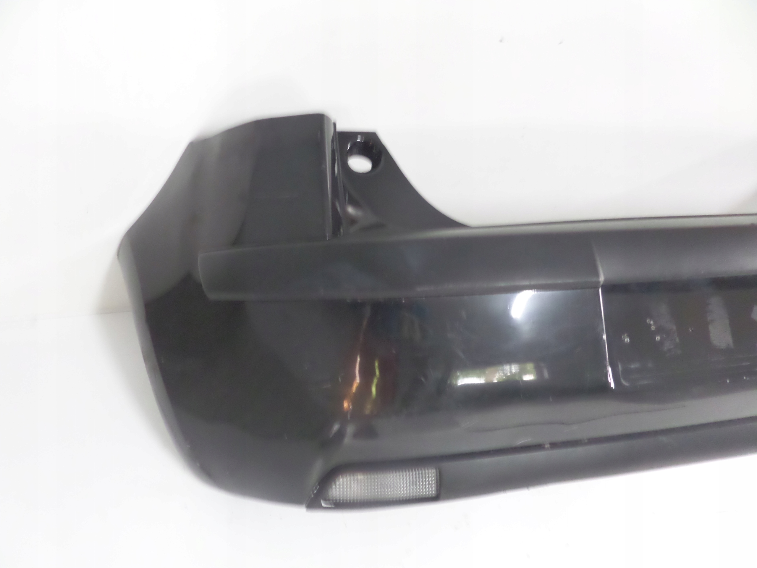 ZADNÝ NÁRAZNÍK CITROEN C4 04-08 5DVERE