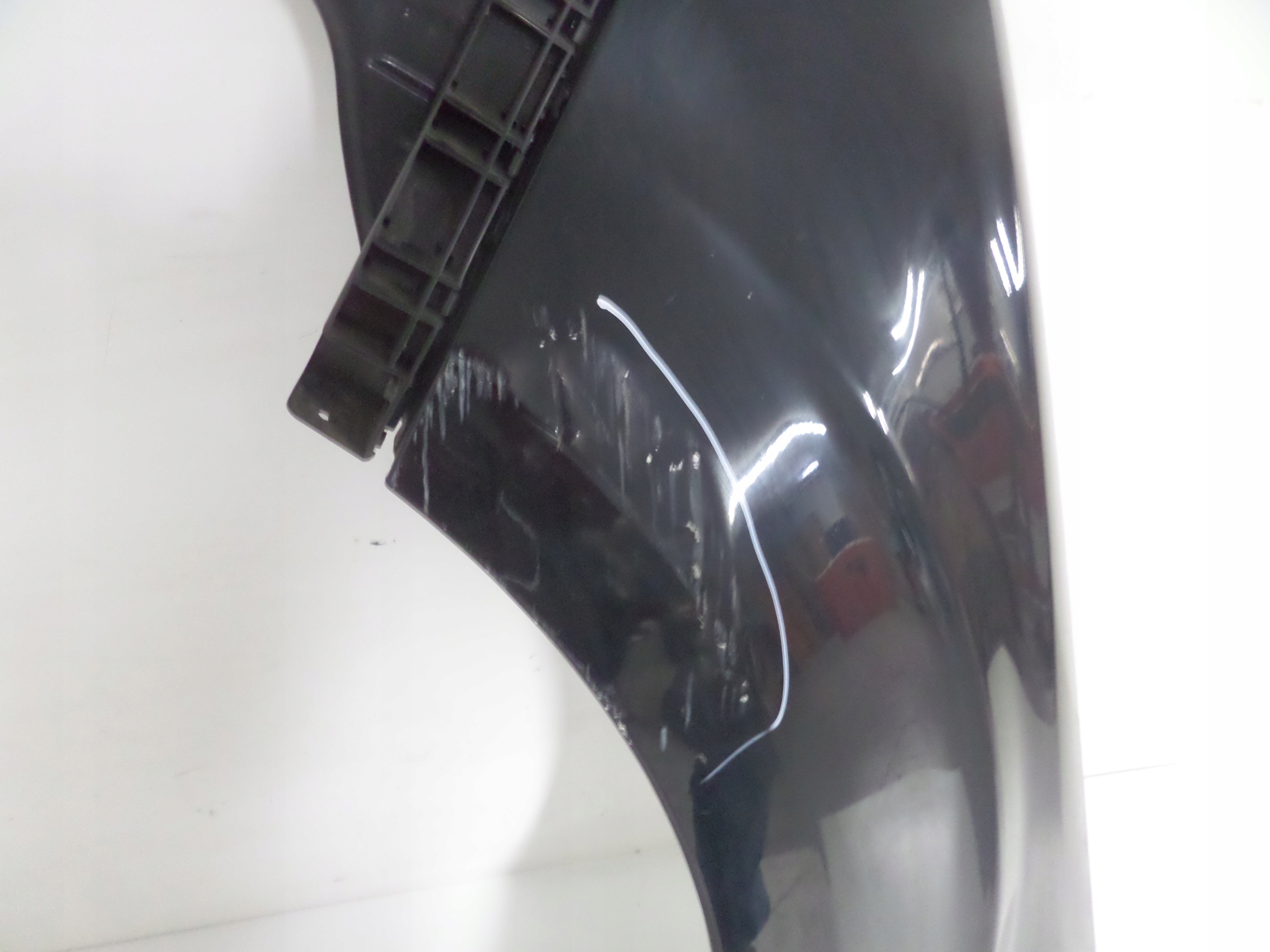 ĽAVÝ PREDNÝ BLATNÍK SUBARU FORESTER III 08-13