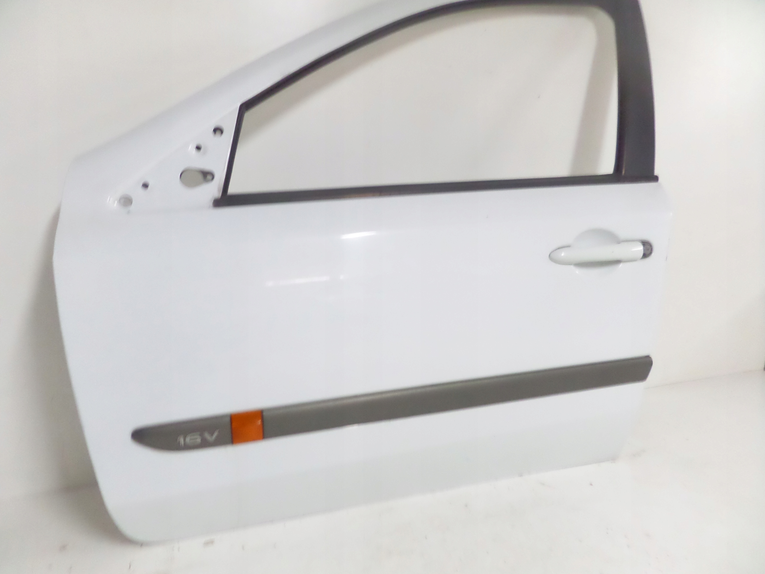 LAVE PREDNE DVERE RENAULT LAGUNA II 01-07