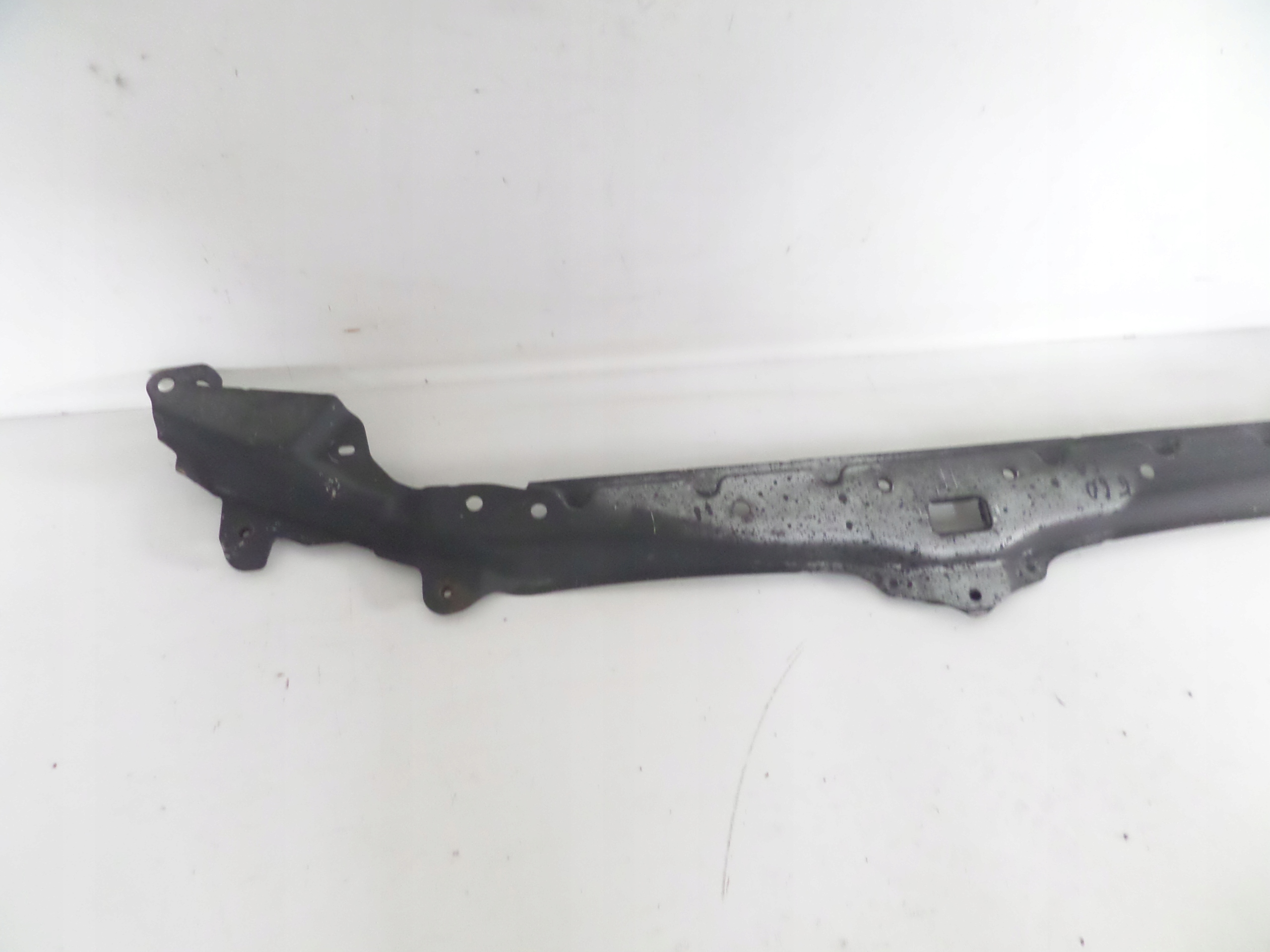 PREDNE CELO VRCHNE BMW 5 E60 E61 03-10