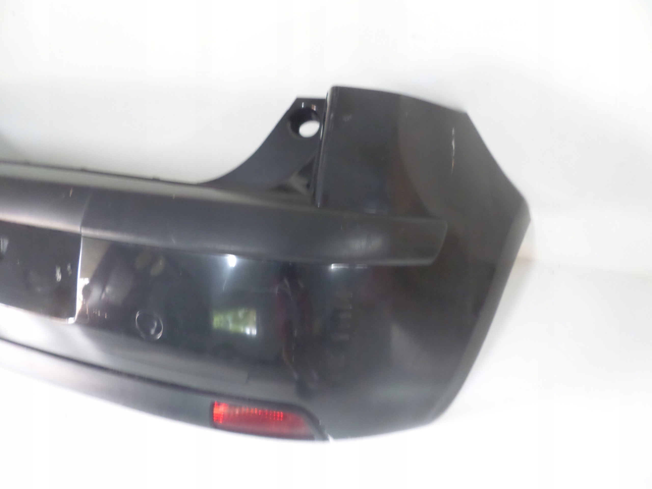 ZADNÝ NÁRAZNÍK CITROEN C4 04-08 5DVERE