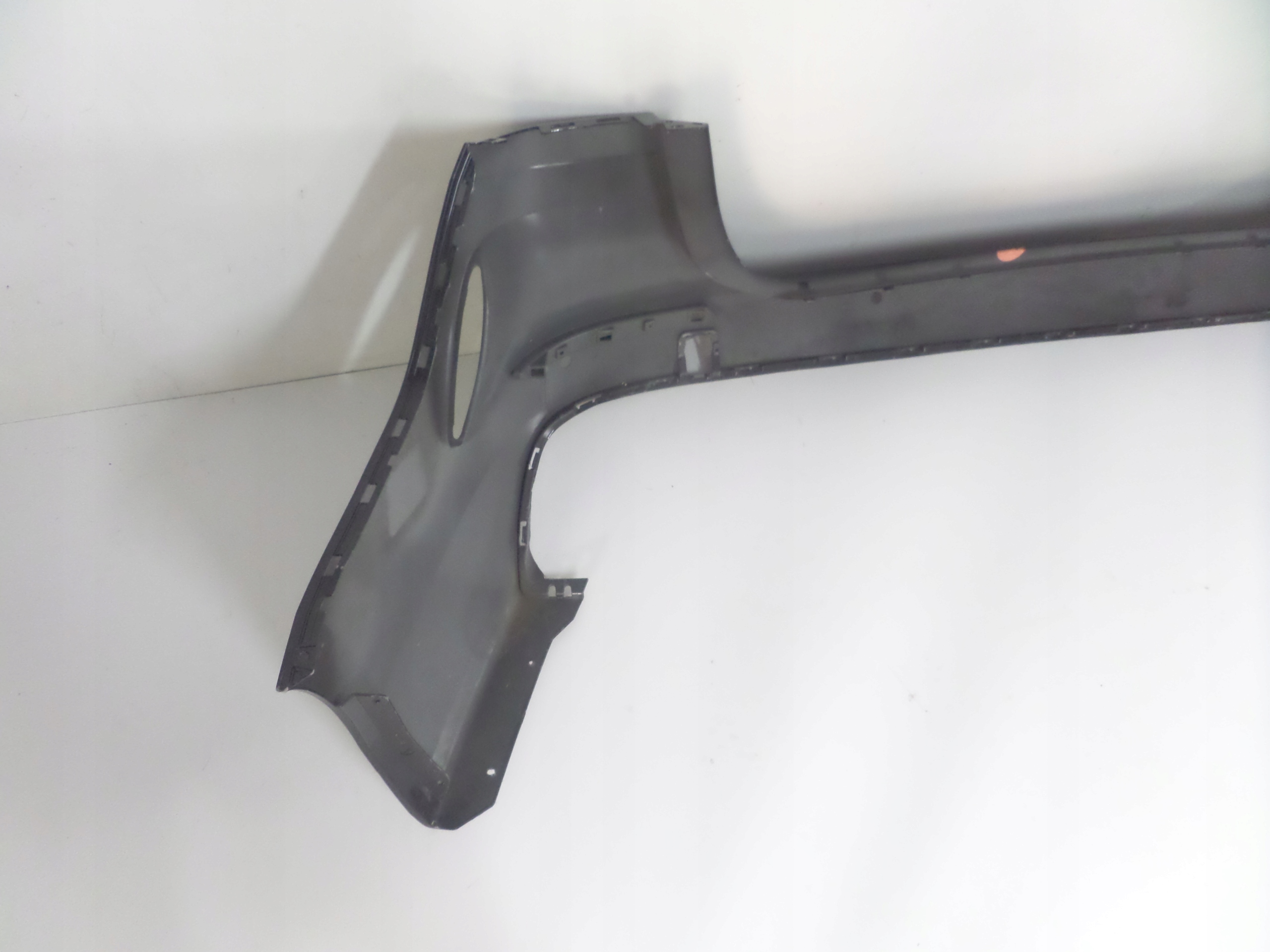 ZADNÝ NÁRAZNÍK BMW 2 F44 19-