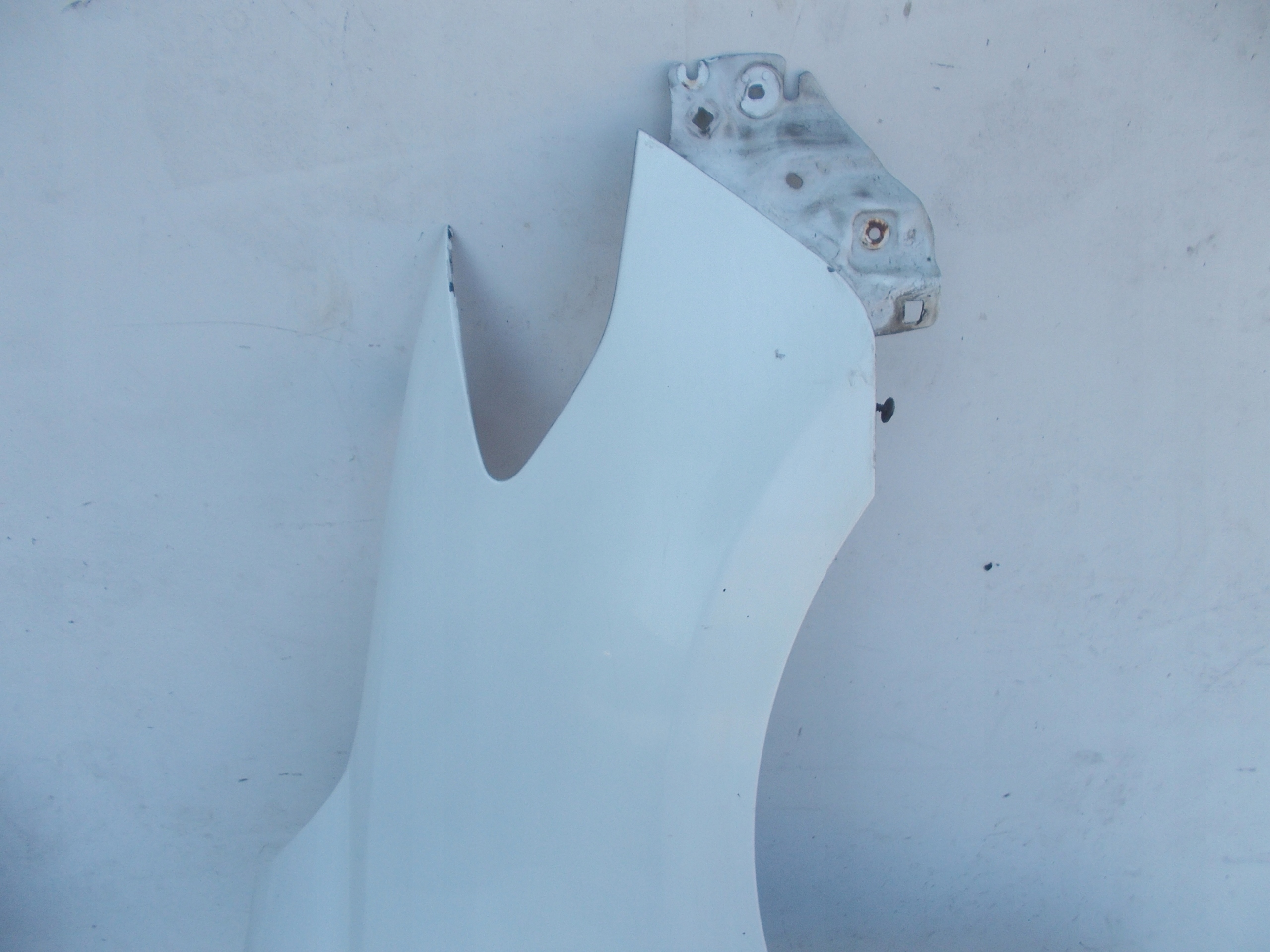 PRAVY PREDNY BLATNIK Mazda 5 05-10