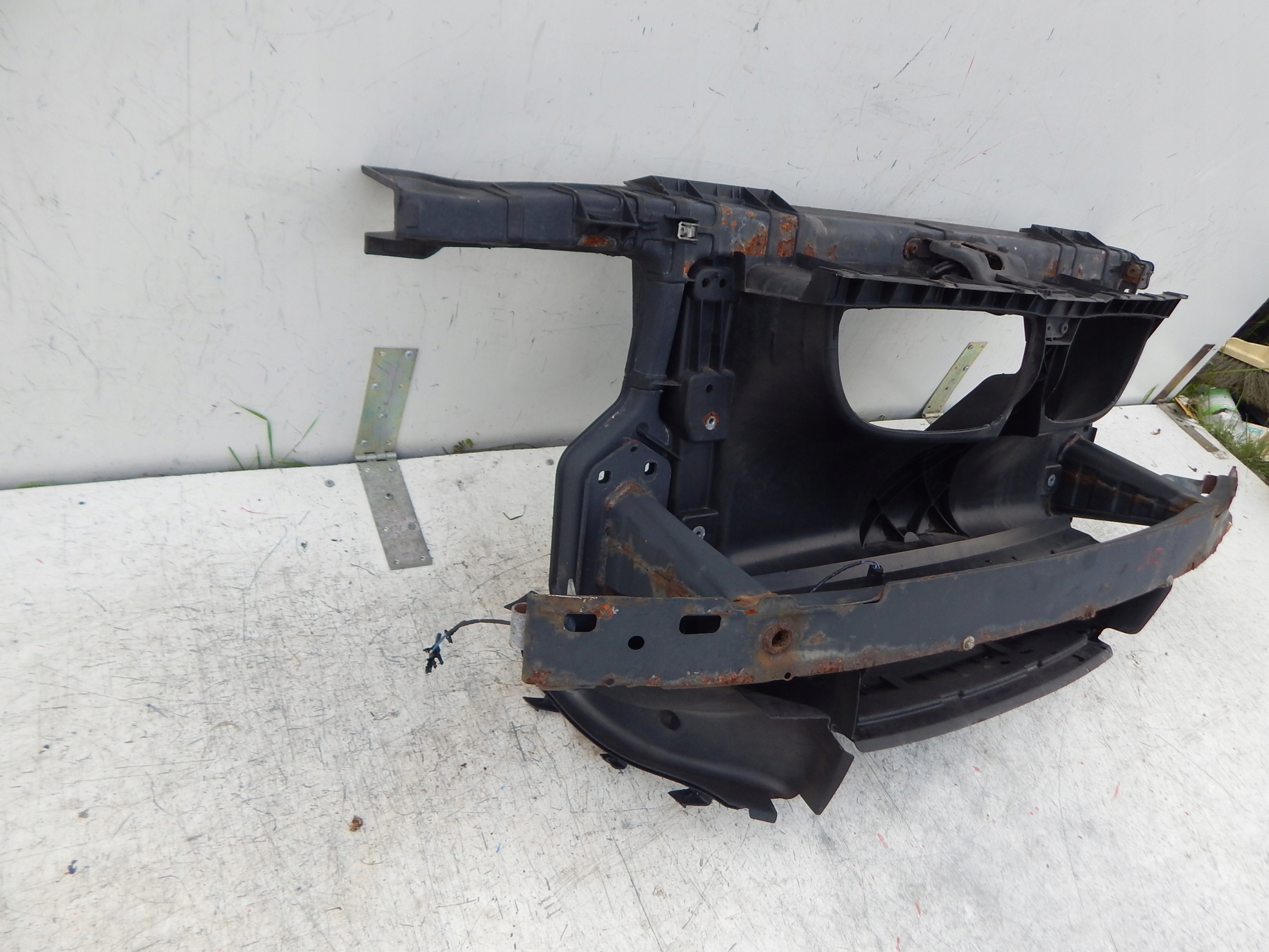 BMW 1 E81 E82 E87 PREDNE CELO