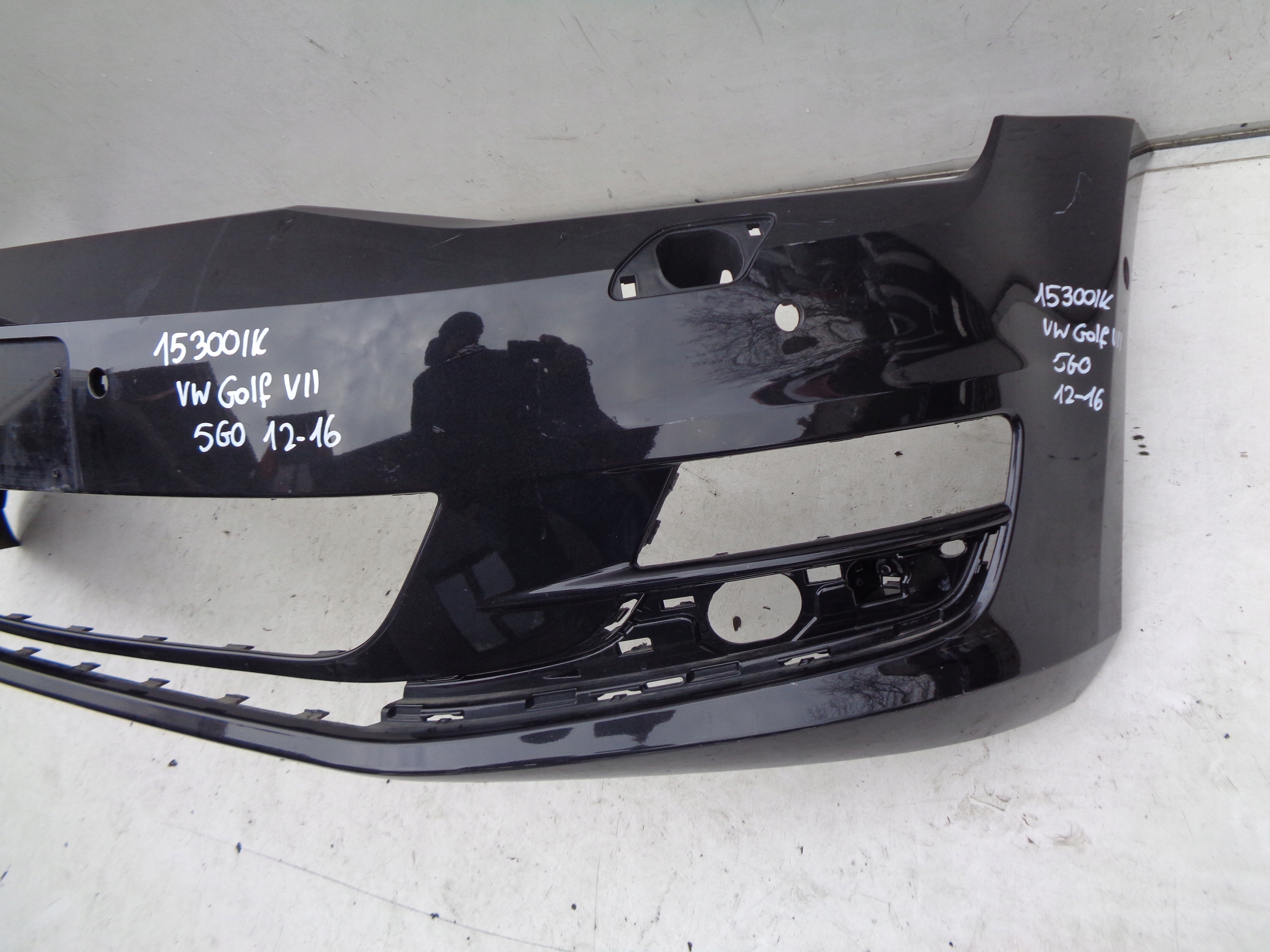 PREDNÝ NÁRAZNÍK VW GOLF VII 5G0 12-16 NR 15300