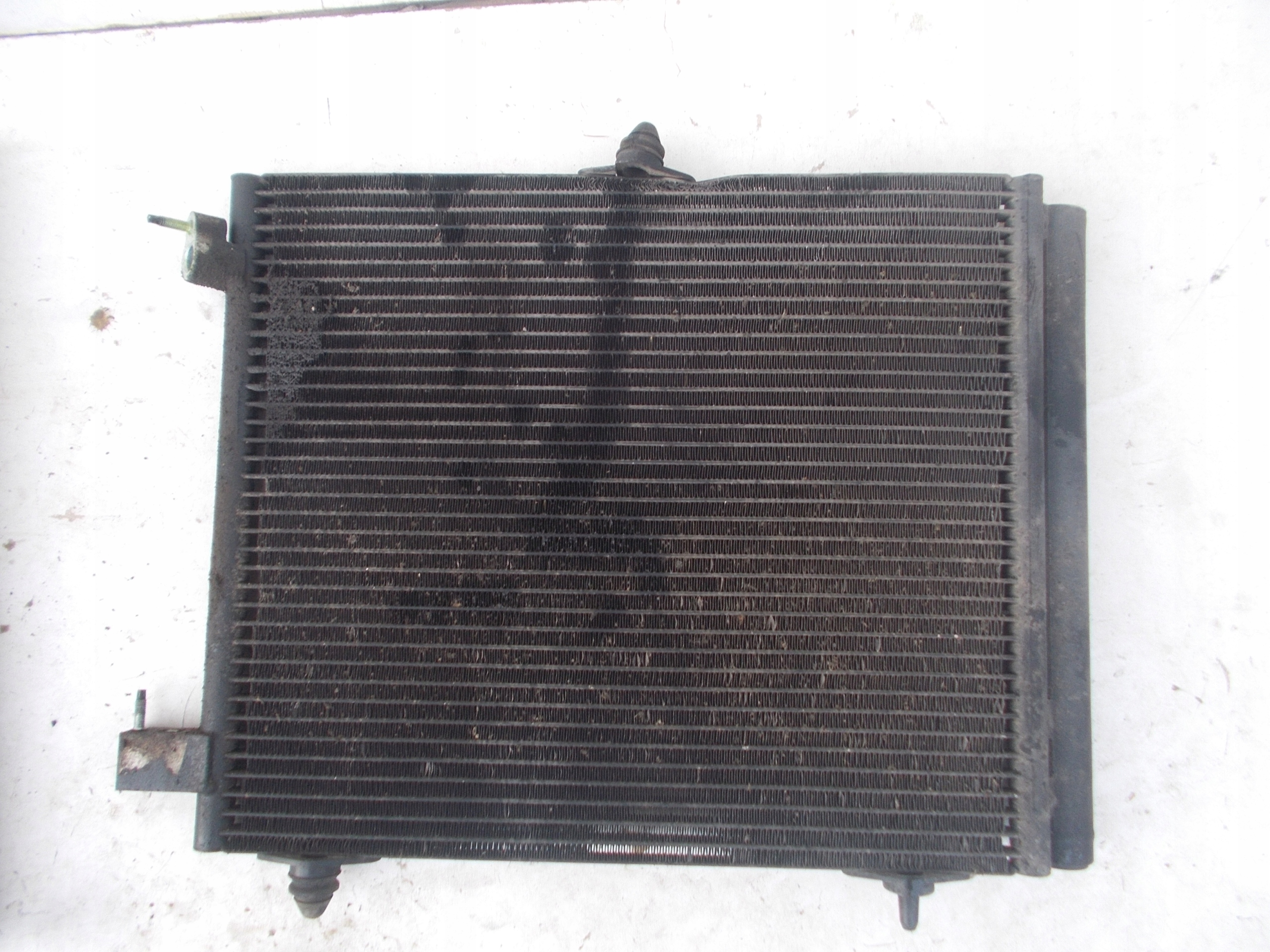 CHLADIC CHLADIČE VENTILATOR PEUGEOT 207 1.4