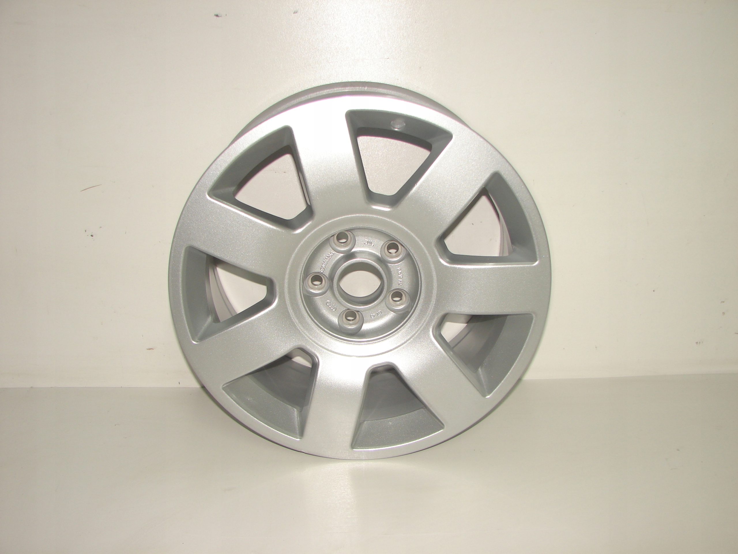 HLINIKOVY DISK ELEKTRON AUDI A8 D3 03-10 8×17 4E0601025S
