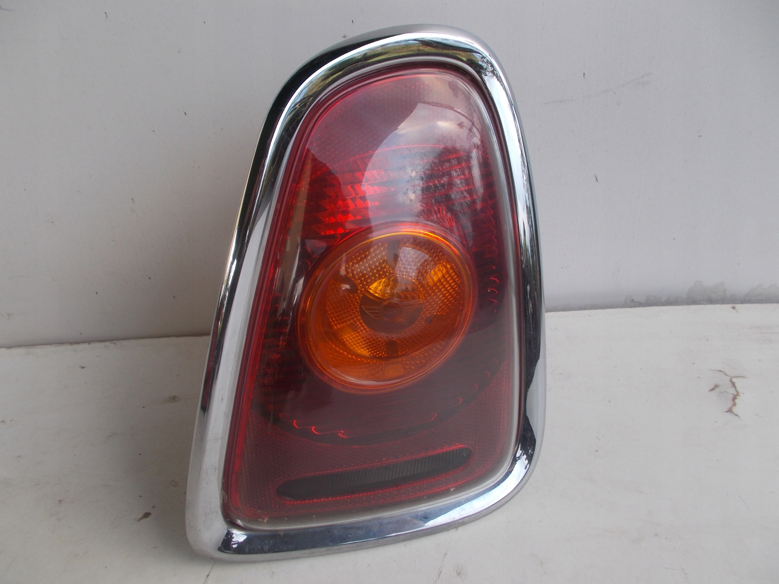 PRAVE ZADNE SVETLO MINI COOPER R56 06-