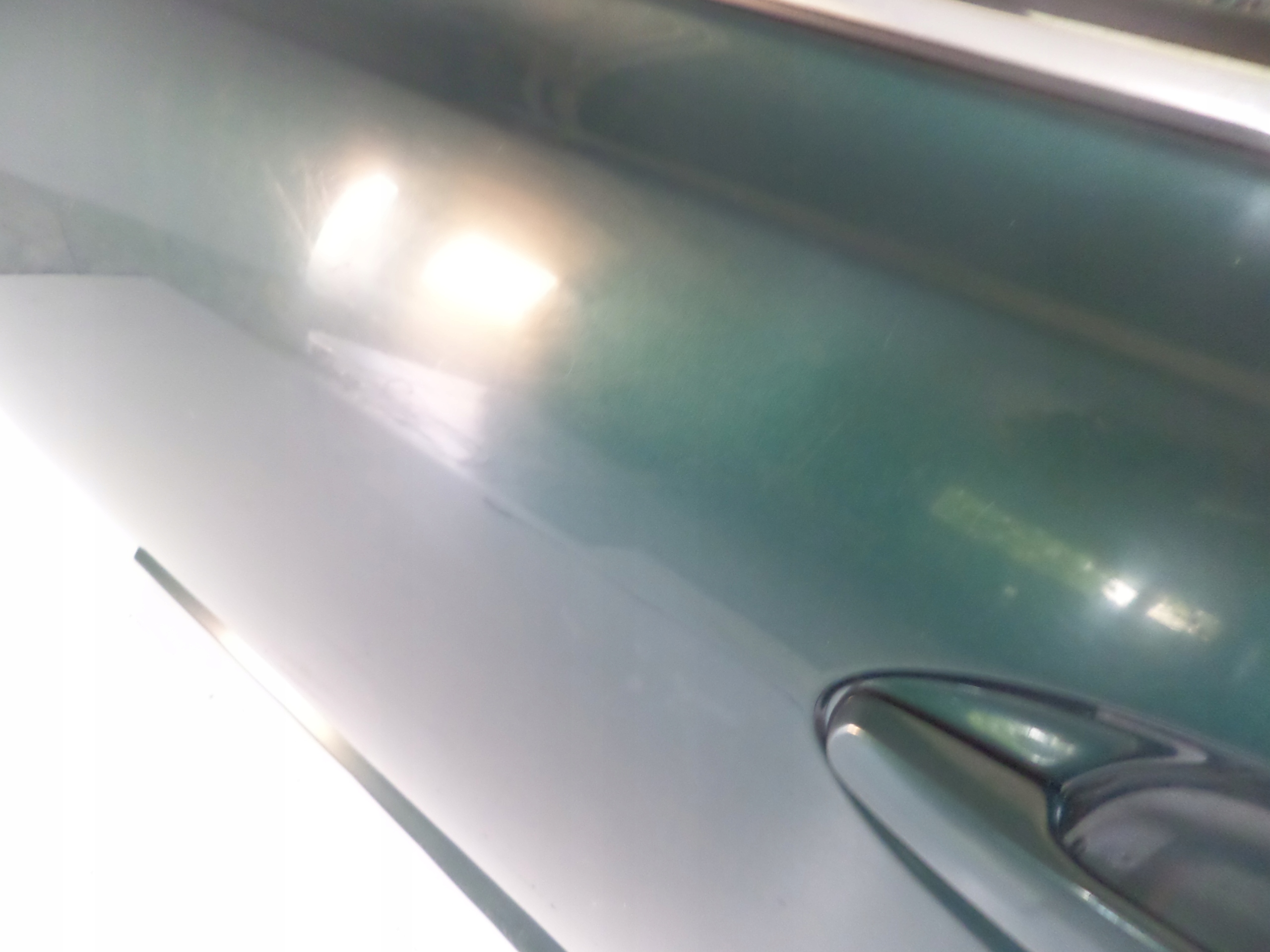 LAVE ZADNE DVERE TOYOTA AVENSIS T25 03-08 SEDAN