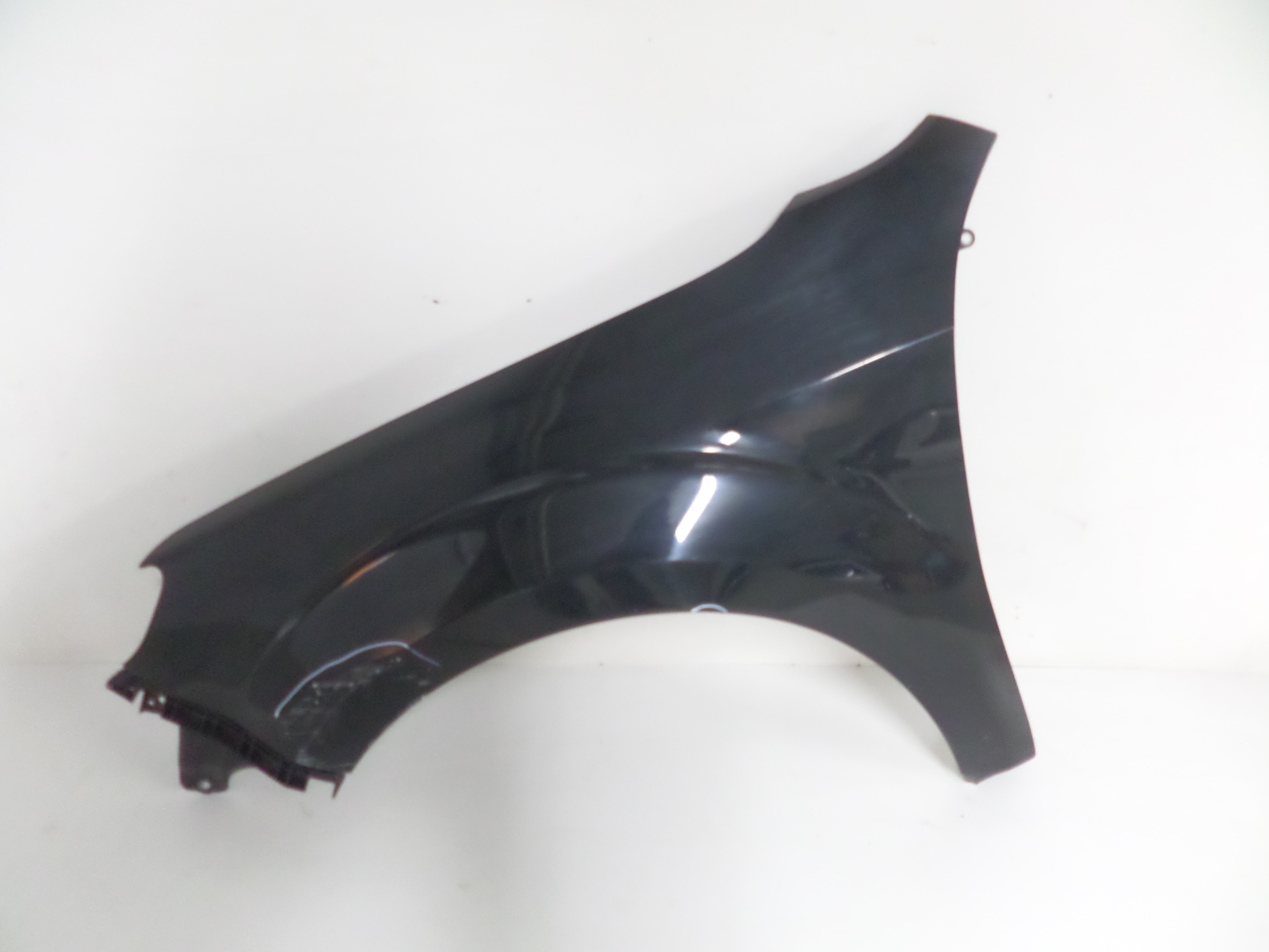 ĽAVÝ PREDNÝ BLATNÍK SUBARU FORESTER III 08-13