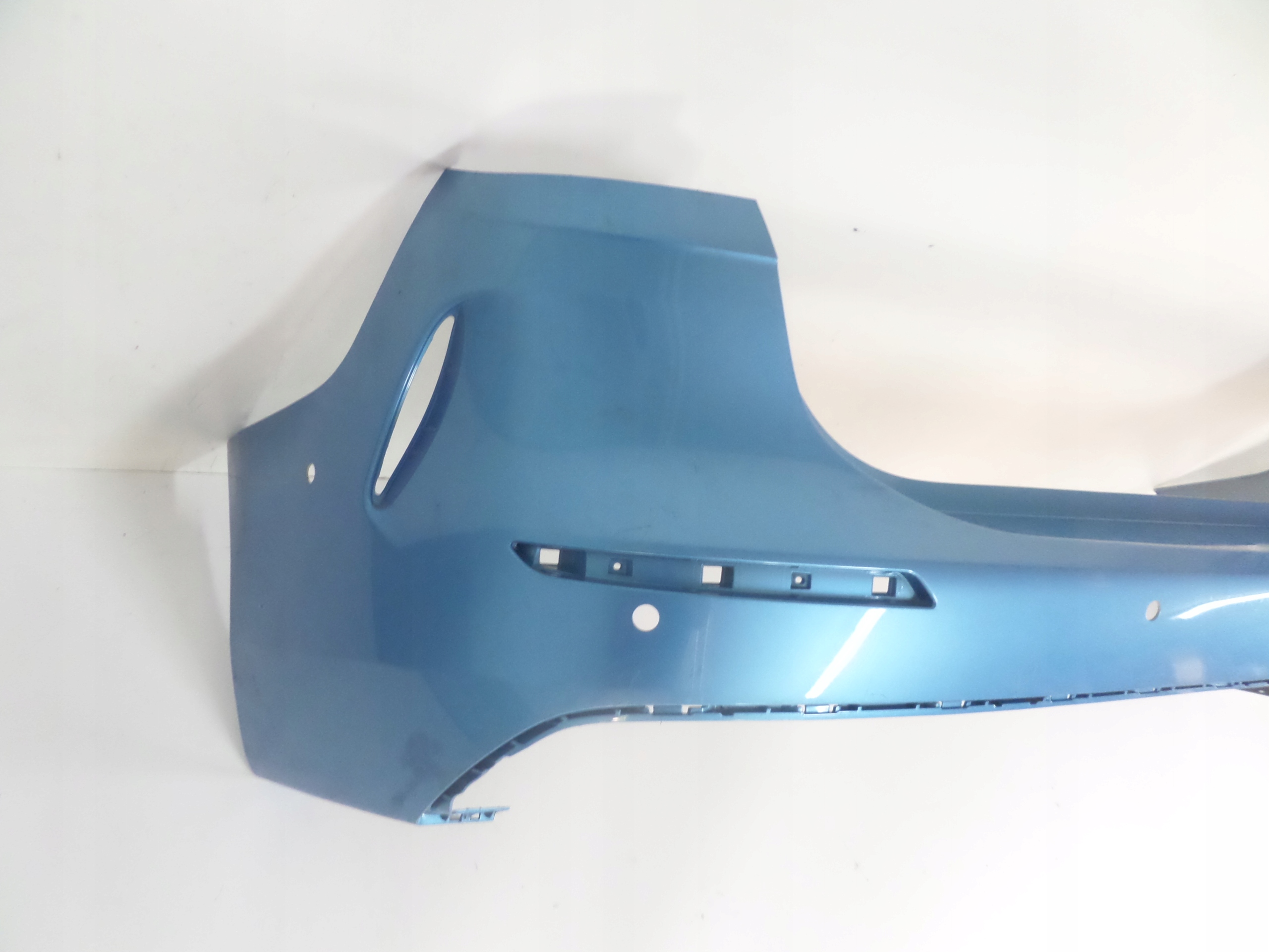 ZADNÝ NÁRAZNÍK BMW 2 F44 19-