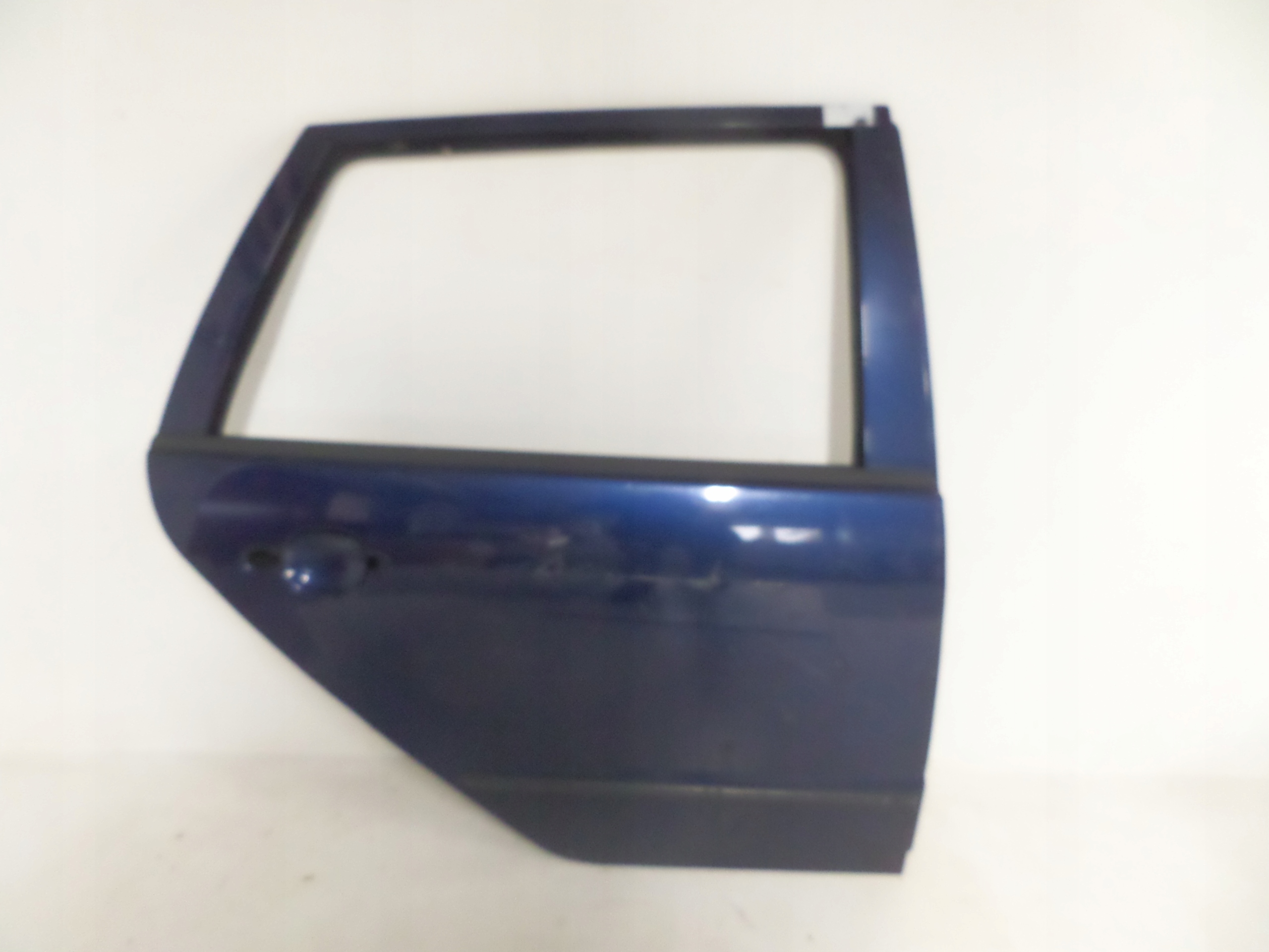 PRAVE ZADNE DVERE SKODA FABIA I 99-07 KOMBI