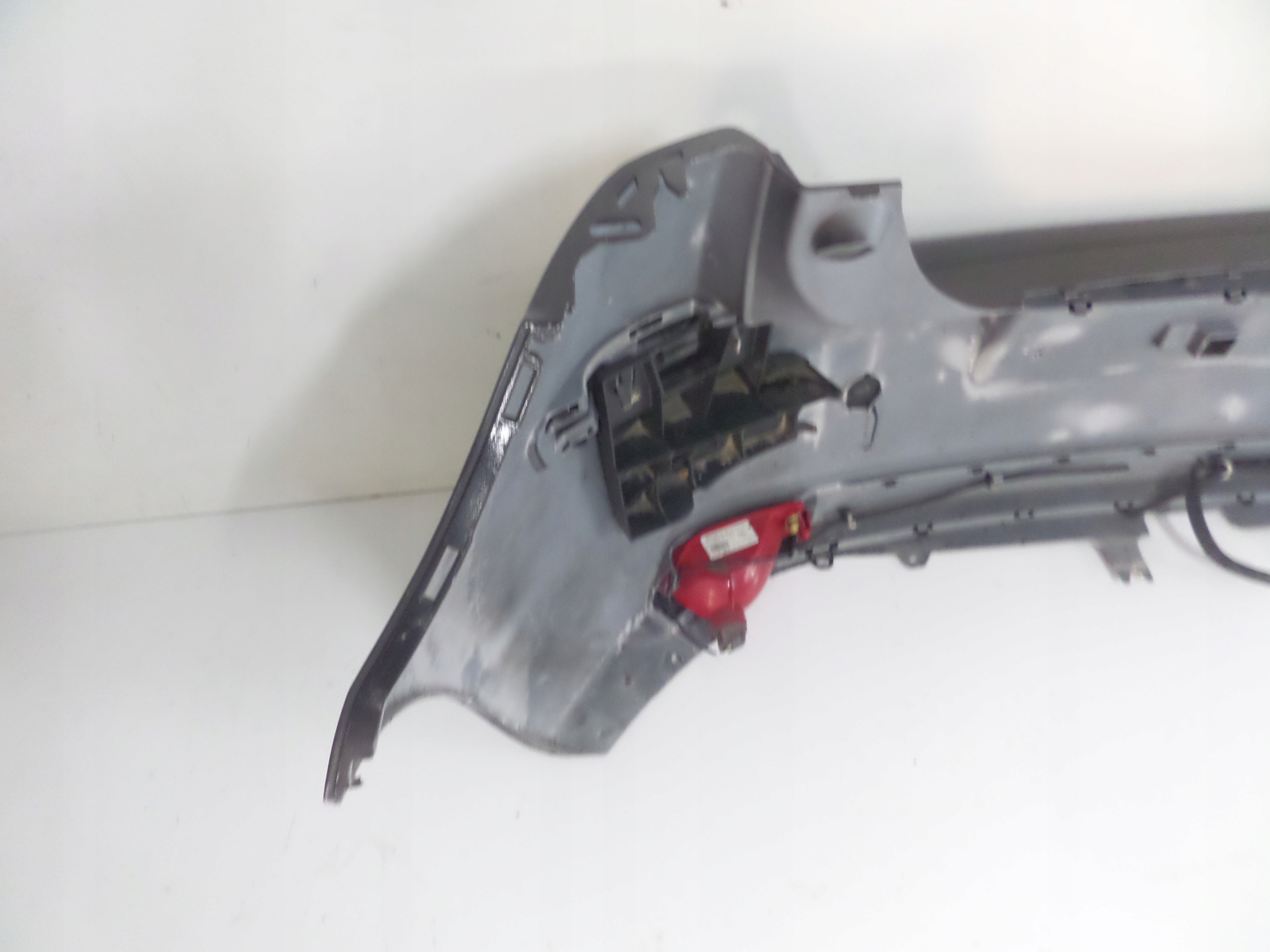 ZADNÝ NÁRAZNÍK CITROEN C4 04-08 5DVERE