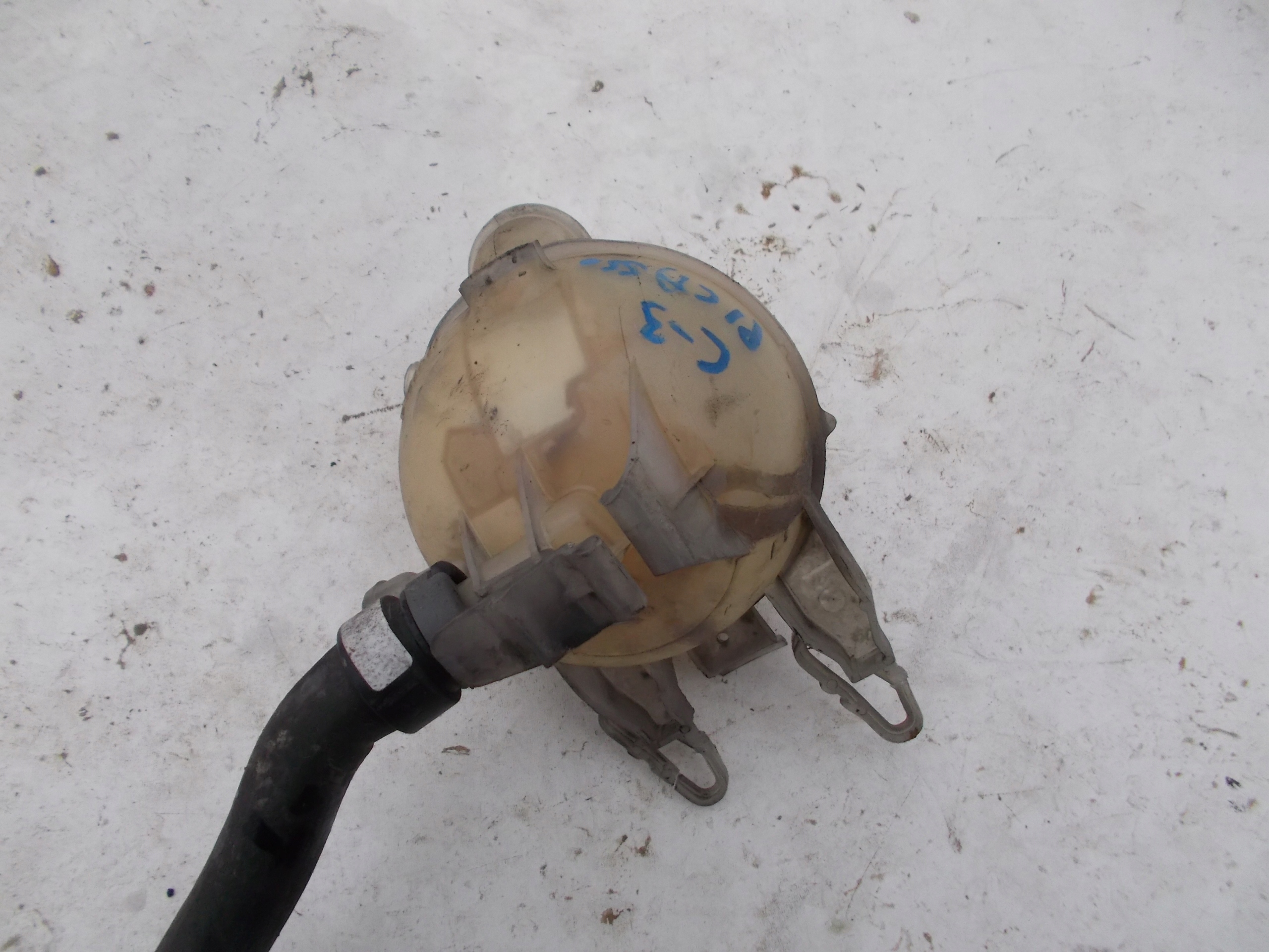 VYROVNÁVACIA NÁDOBKA CITROEN PEUGEOT 1.6HDI