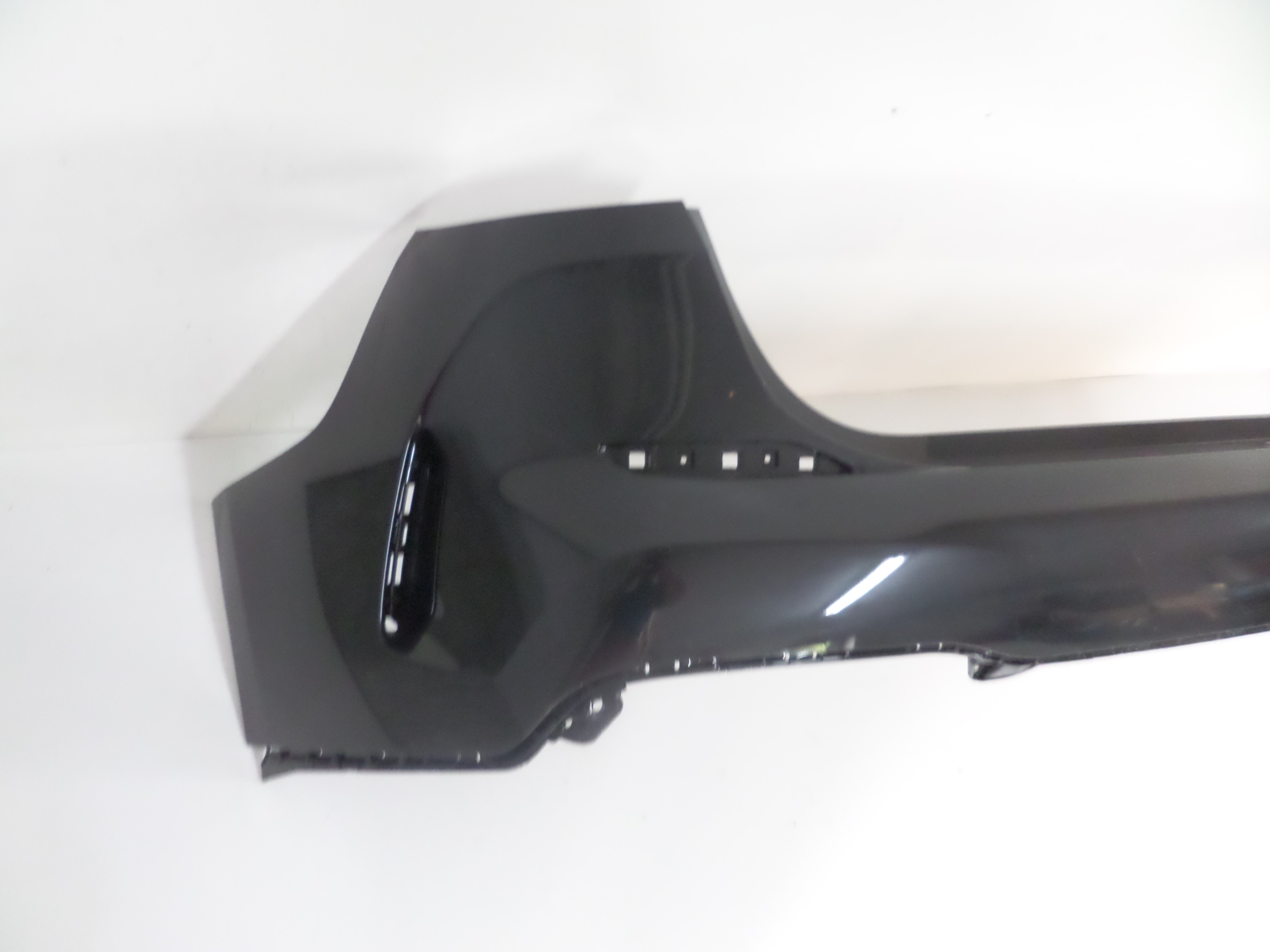 ZADNÝ NÁRAZNÍK BMW 2 F44 19- M-PAKET