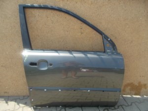 PRAVE PREDNE DVERE KIA SPORTAGE 04- PRAVE PREDNE DVERE KIA SPORTAGE 04-