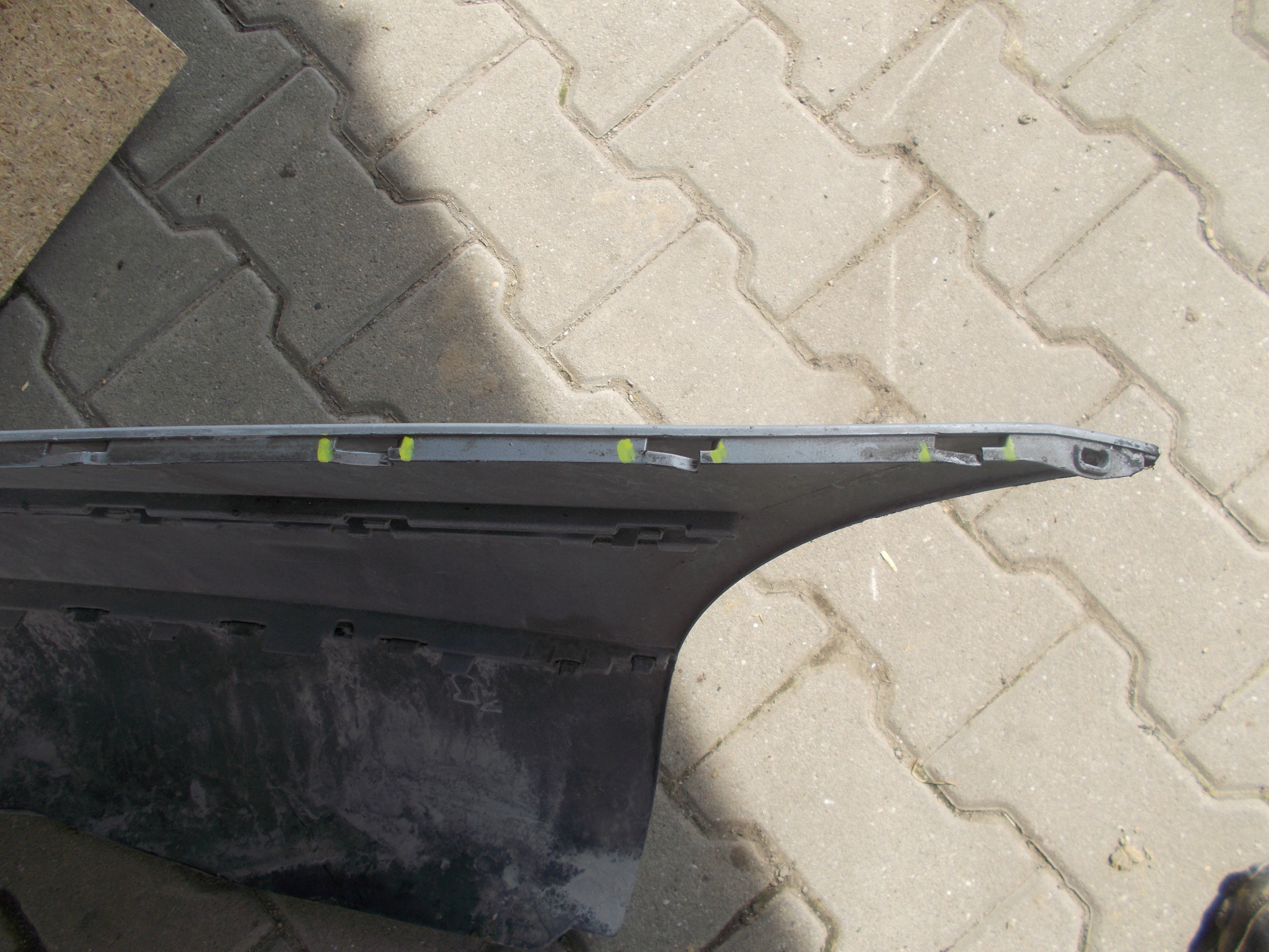 ZADNÝ NÁRAZNÍK Vw PASSAT  B6 Kombi PDC