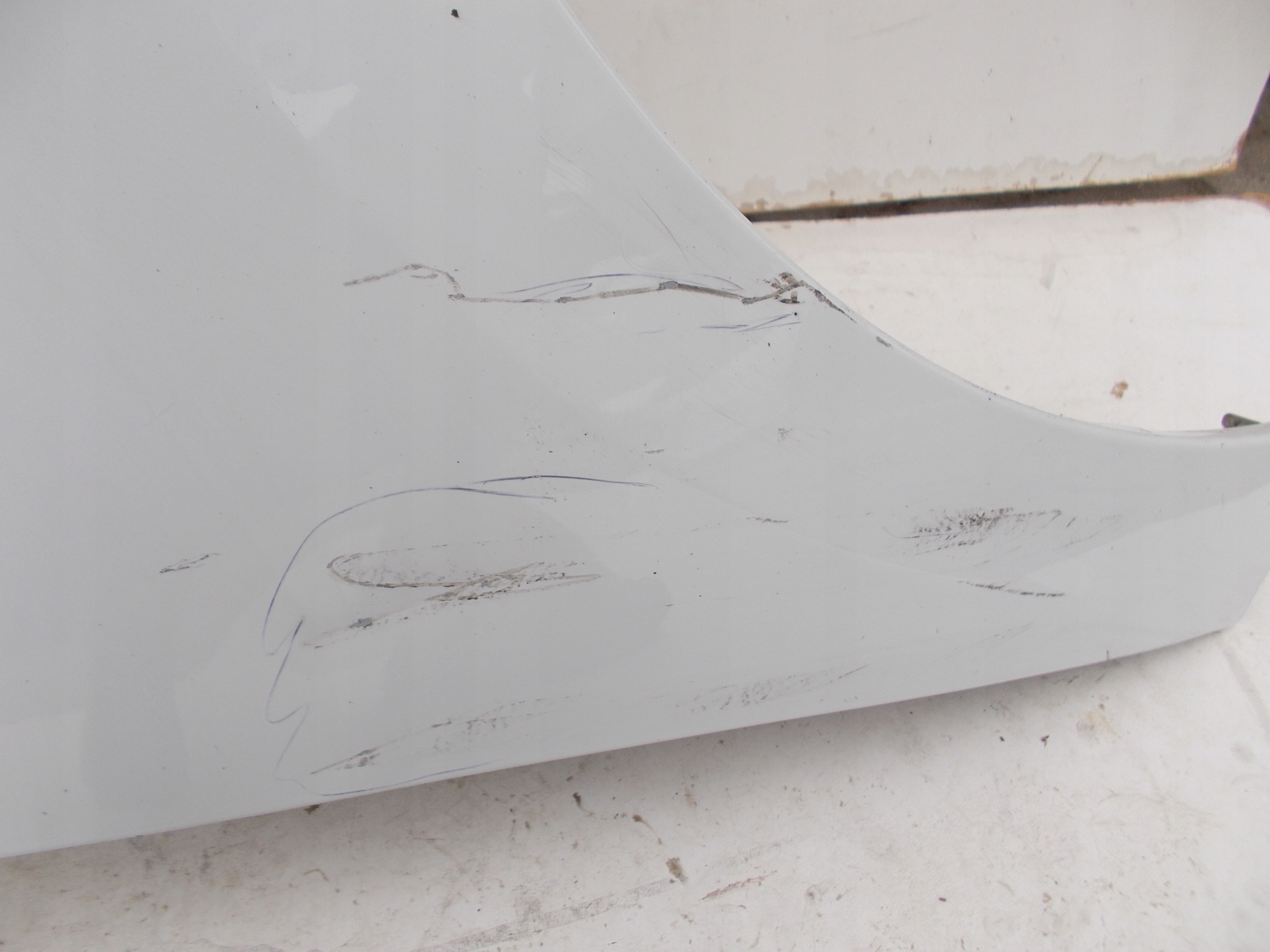 PRAVY PREDNY BLATNIK Renault Megane III 08-